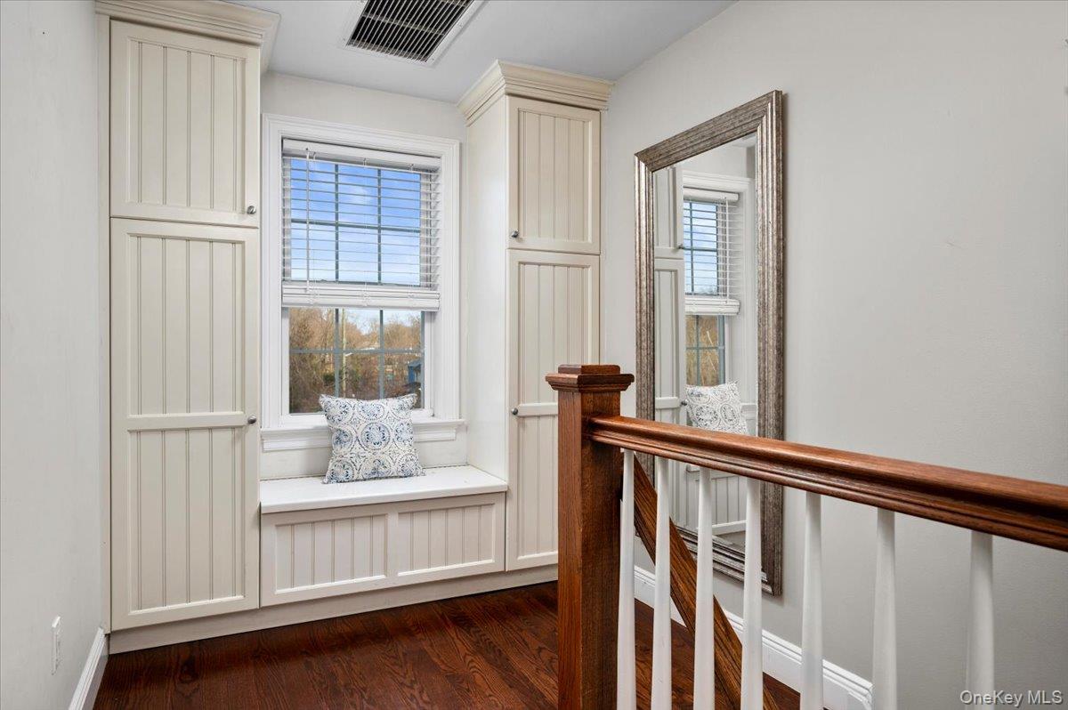 #18 photo, 50 Stewart Place, Eastchester , NY 10709