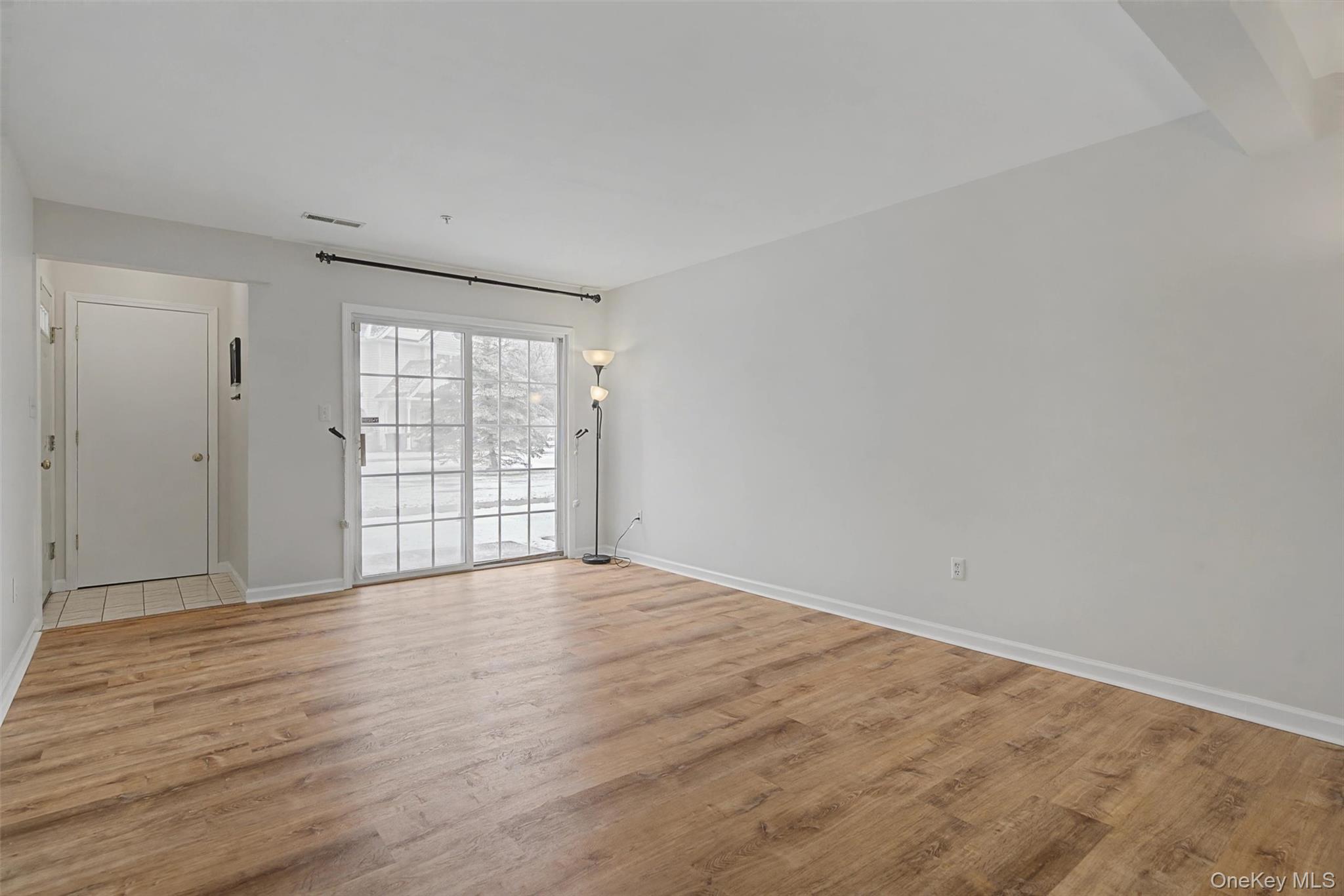 #6 photo, 261 Ruth Court, Middletown , NY 10940