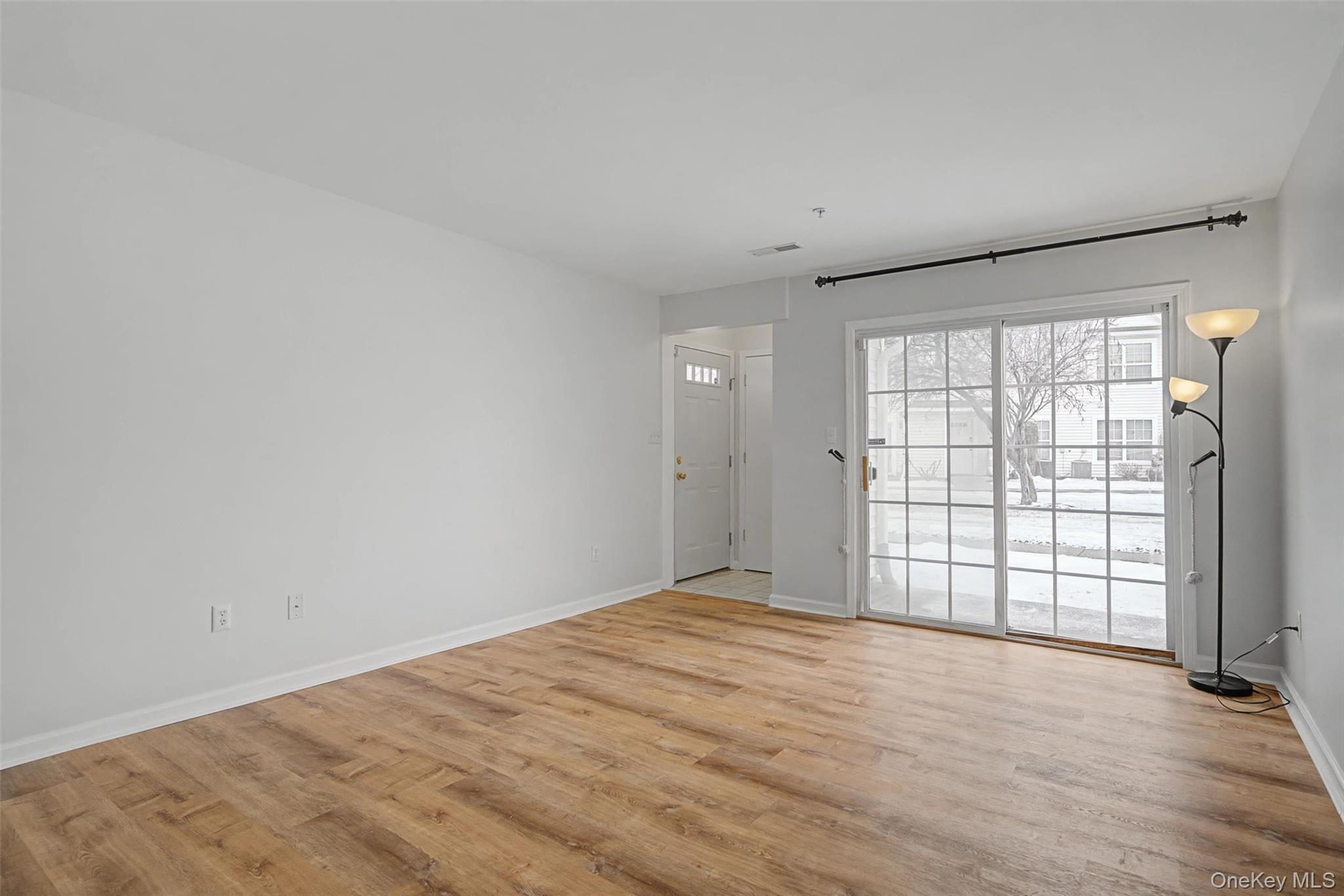 #7 photo, 261 Ruth Court, Middletown , NY 10940