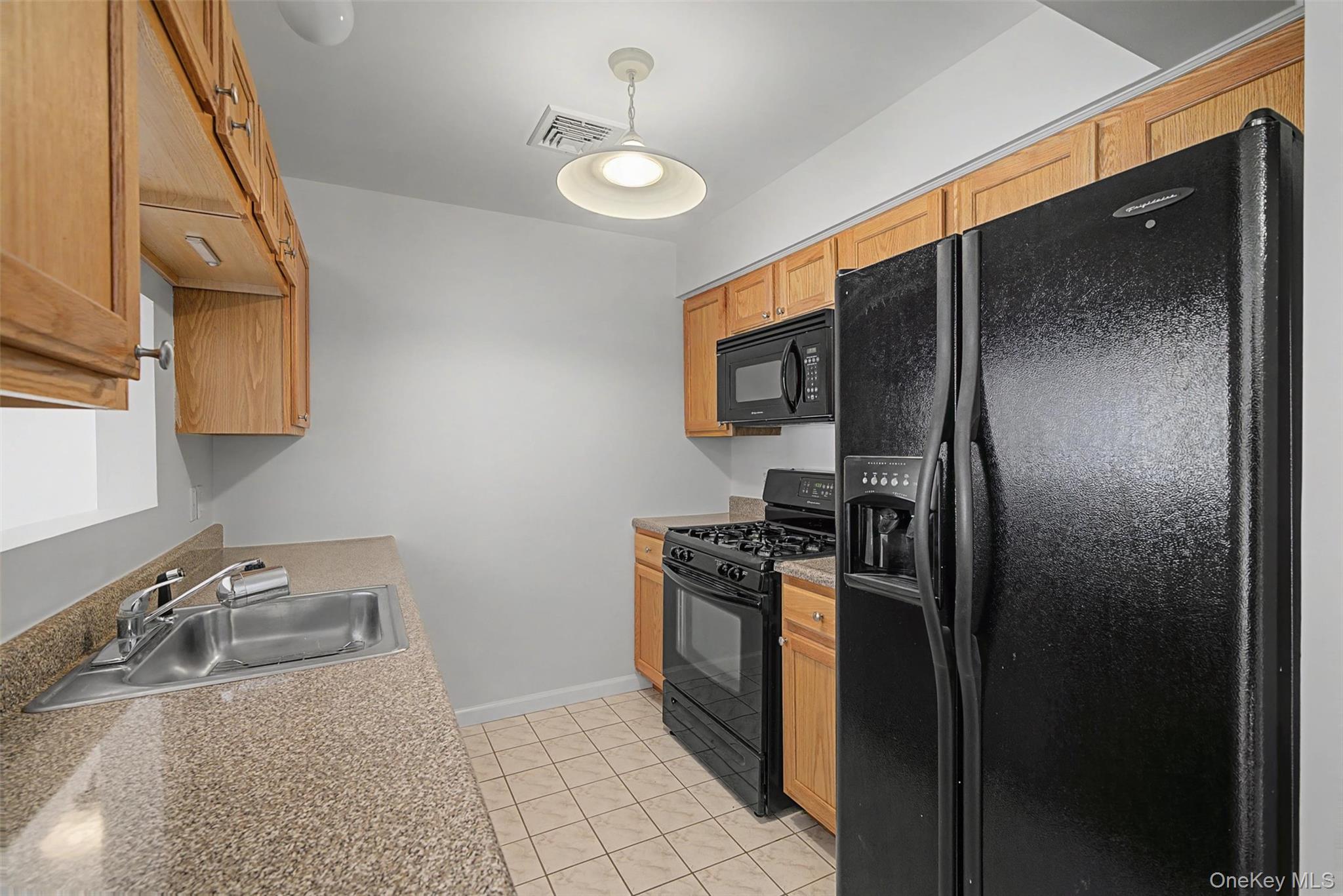 #9 photo, 261 Ruth Court, Middletown , NY 10940