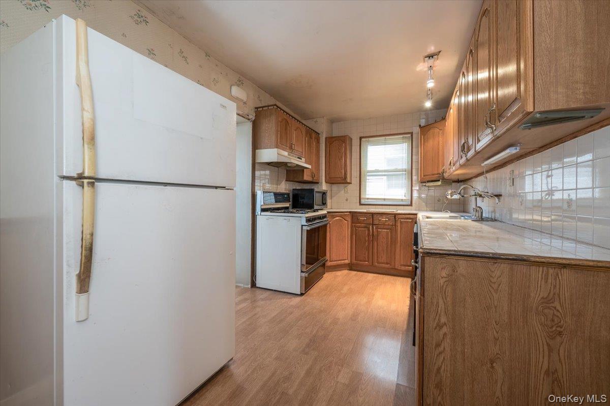 #7 photo, 249 Quincy Avenue, Бронкс ‖ Bronx , NY 10465