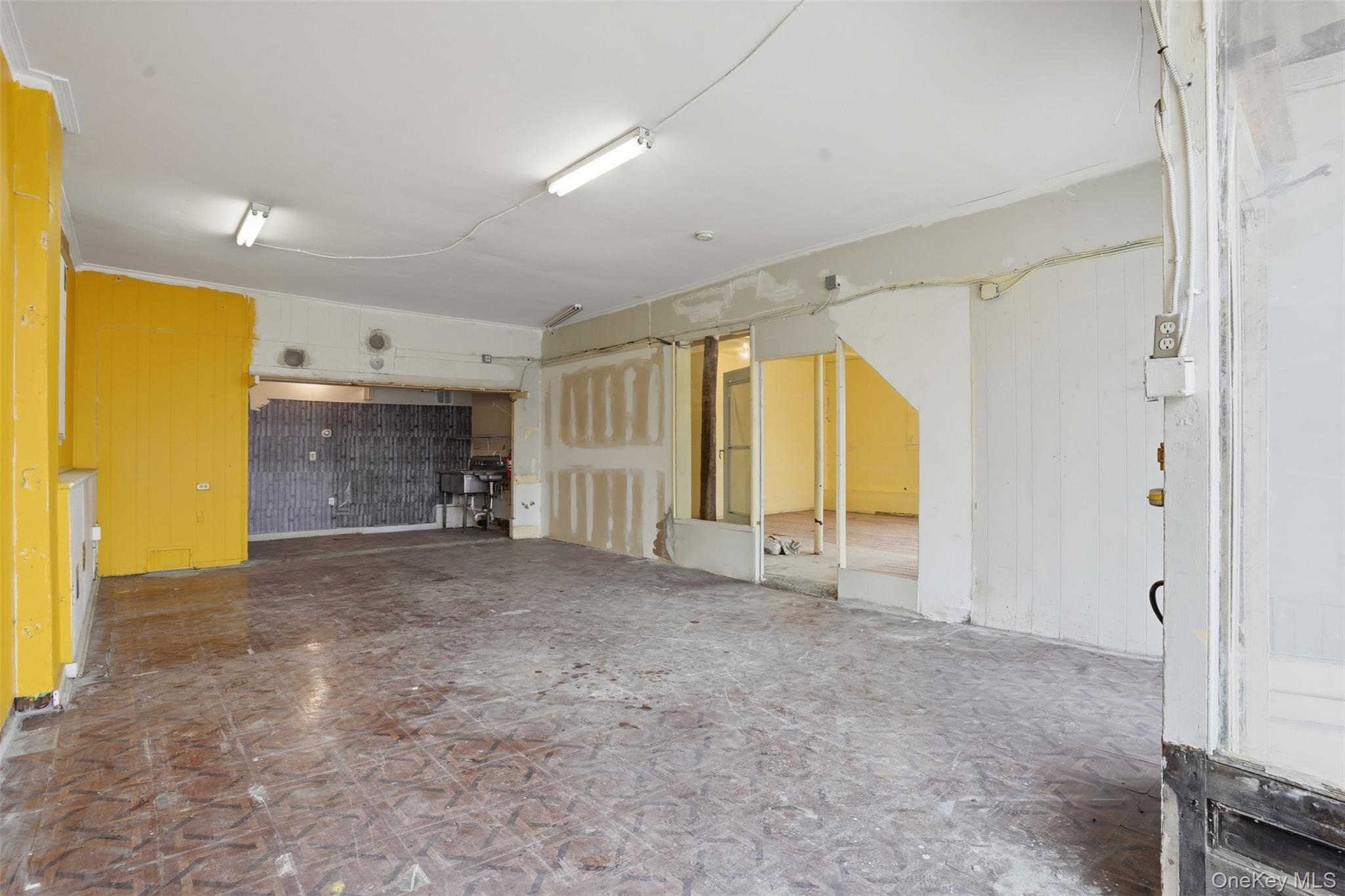 #19 photo, 364 North Street, Middletown , NY 10940