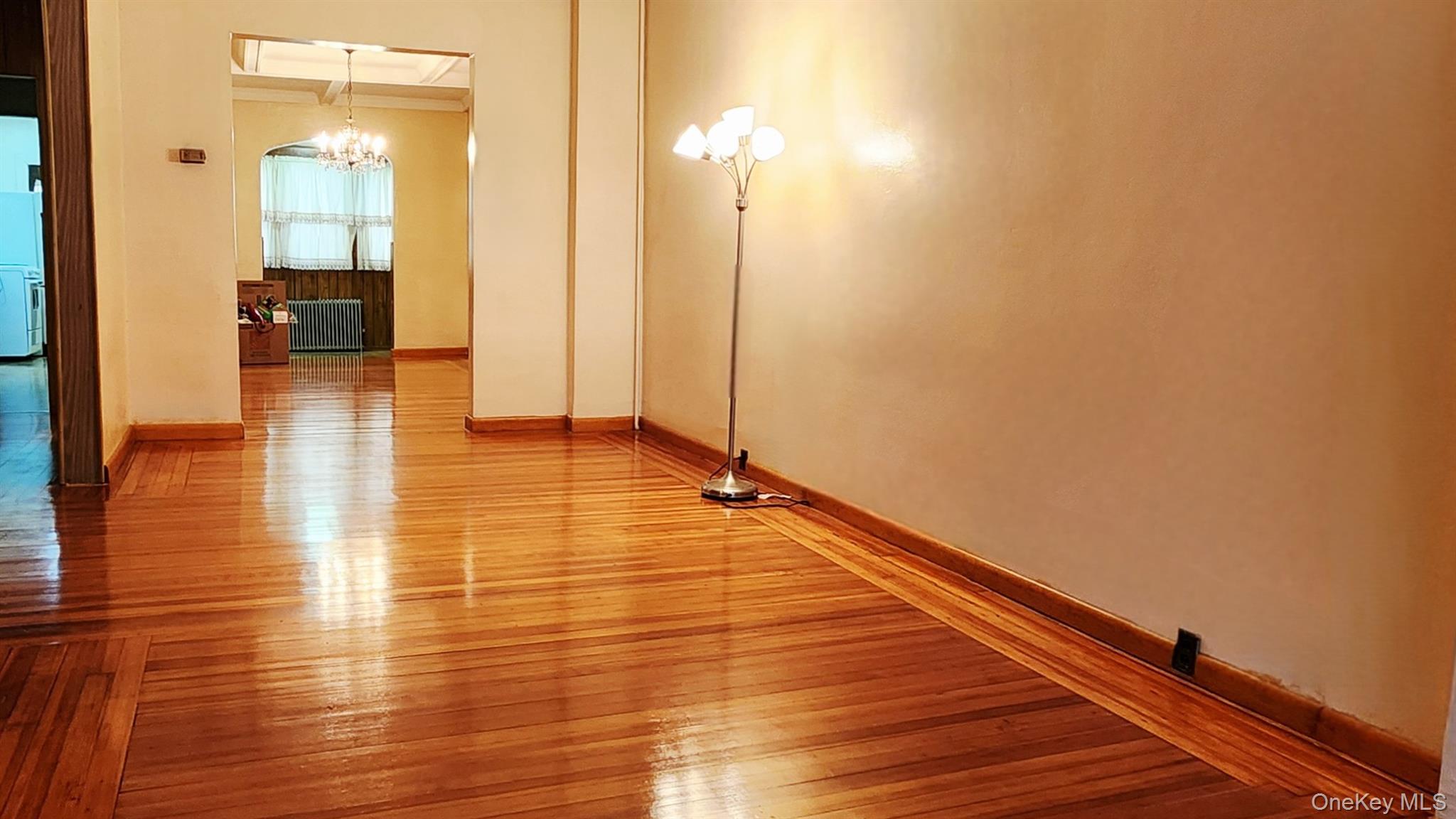 #4 photo, 5940 Flushing Avenue, কুইন্‌স Maspeth , NY 11378