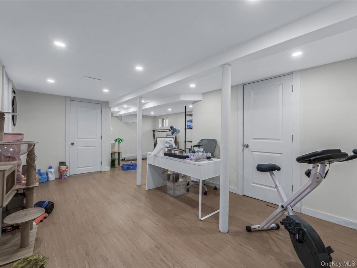 #13 photo, 38-19 219th Street, কুইন্‌স Bayside , NY 11361