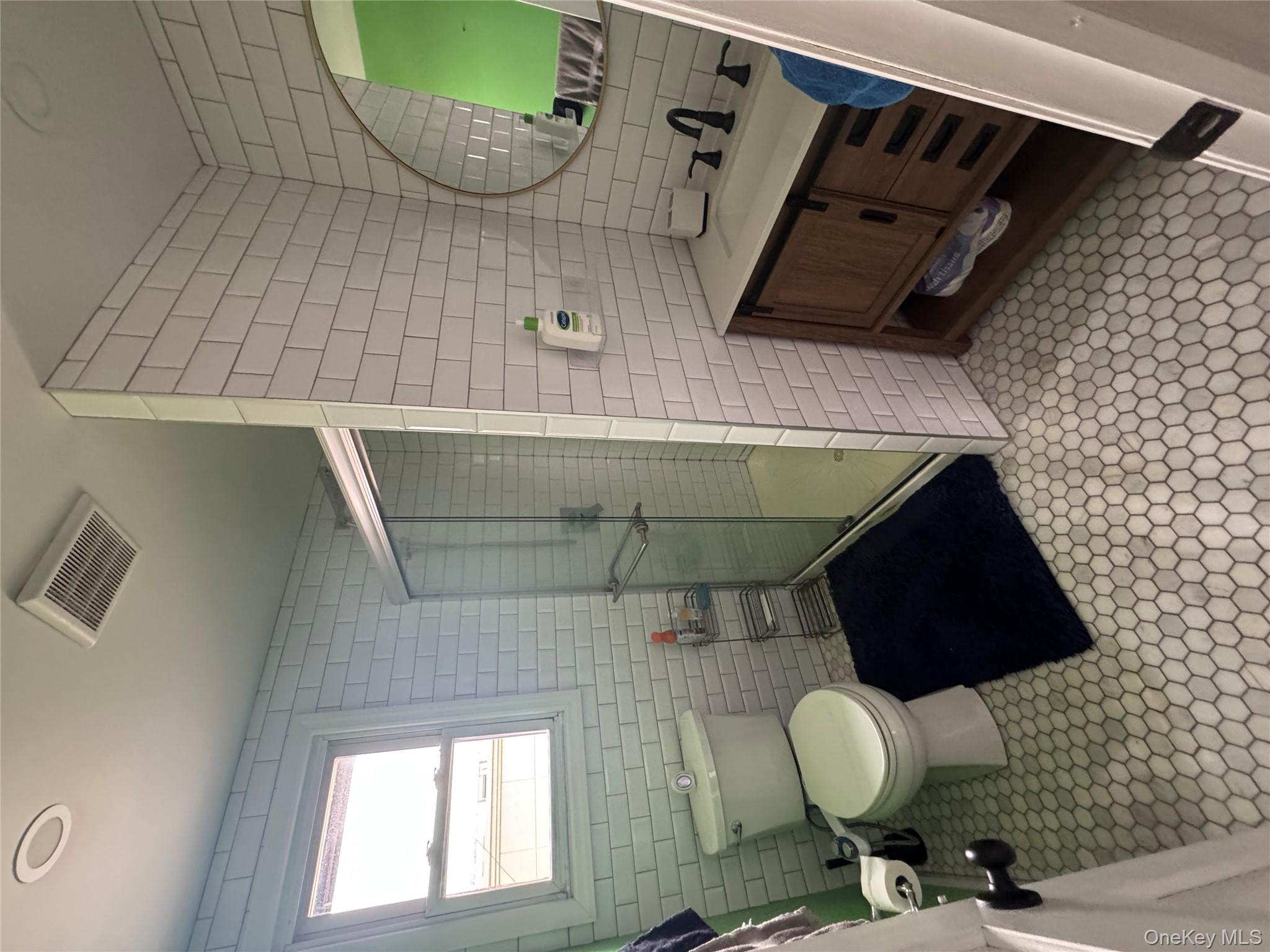 #1 photo, 14938 14th Avenue, কুইন্‌স Whitestone , NY 11357