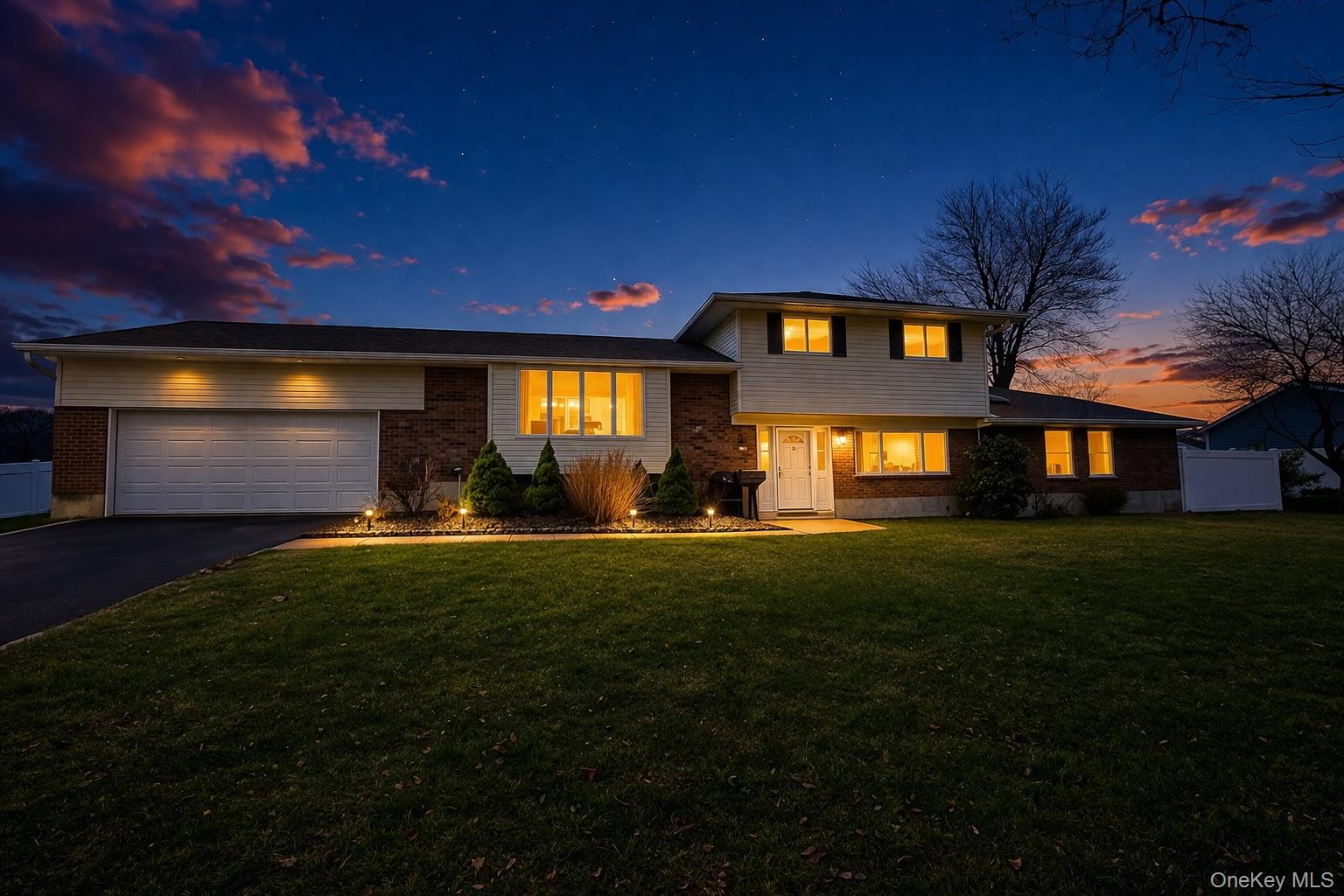 #11 photo, 10 Wisteria Way, Commack , NY 11725