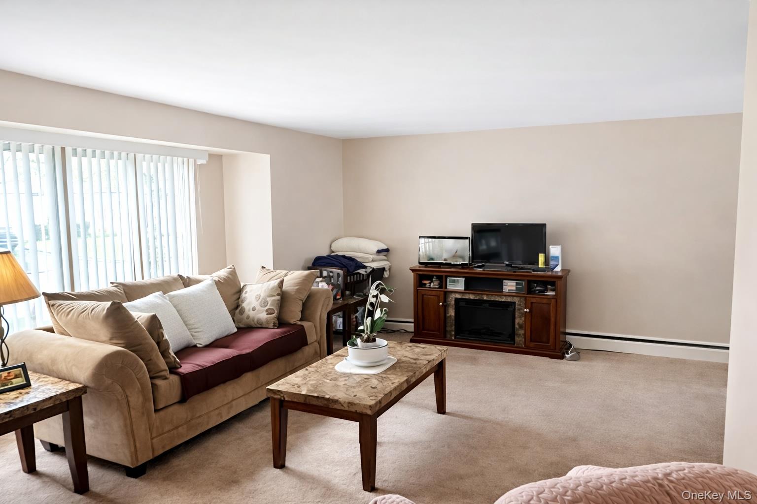 #2 photo, 10 Wisteria Way, Commack , NY 11725