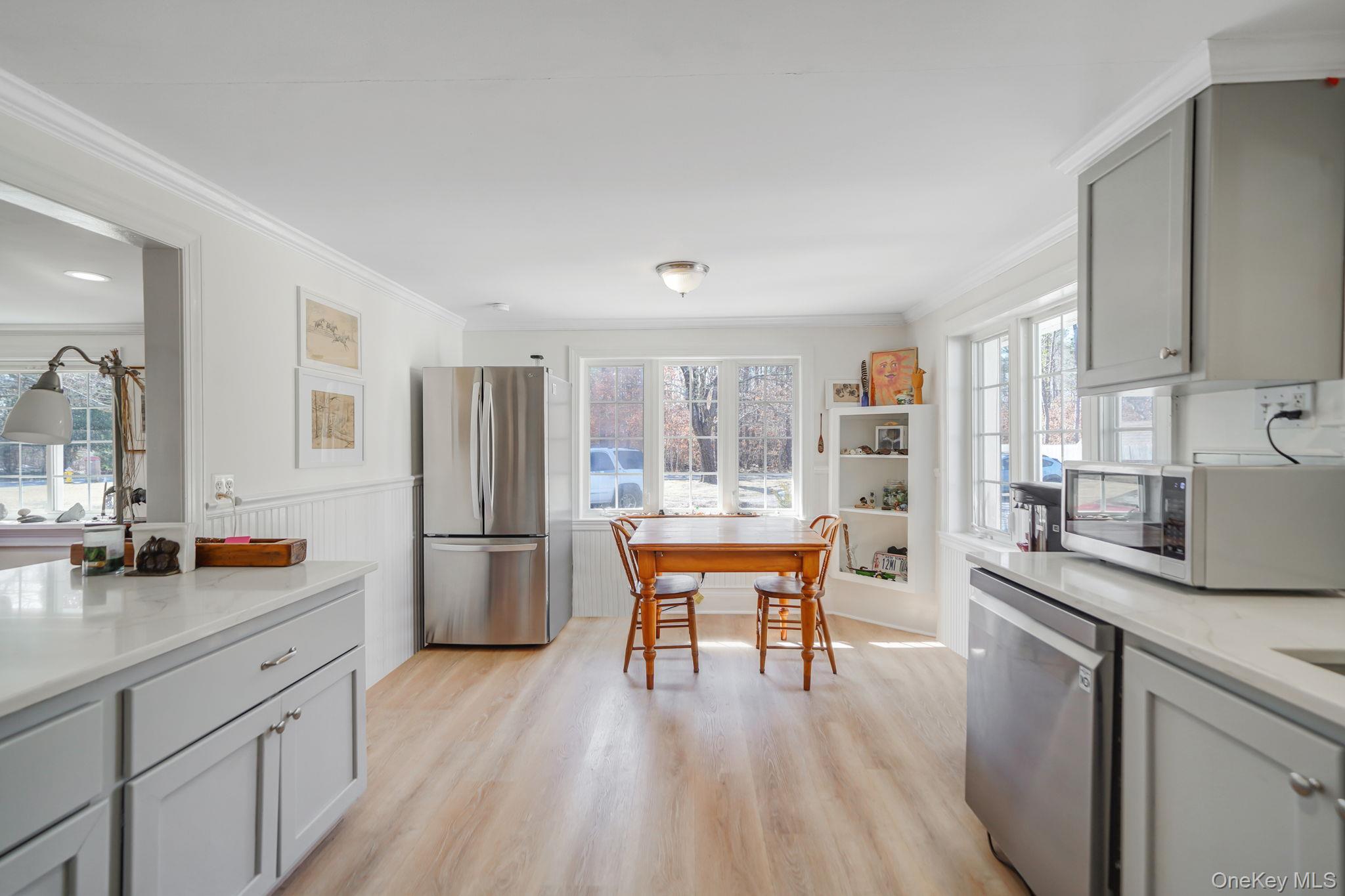 #19 photo, 146 Halsey Manor Road, Manorville , NY 11949