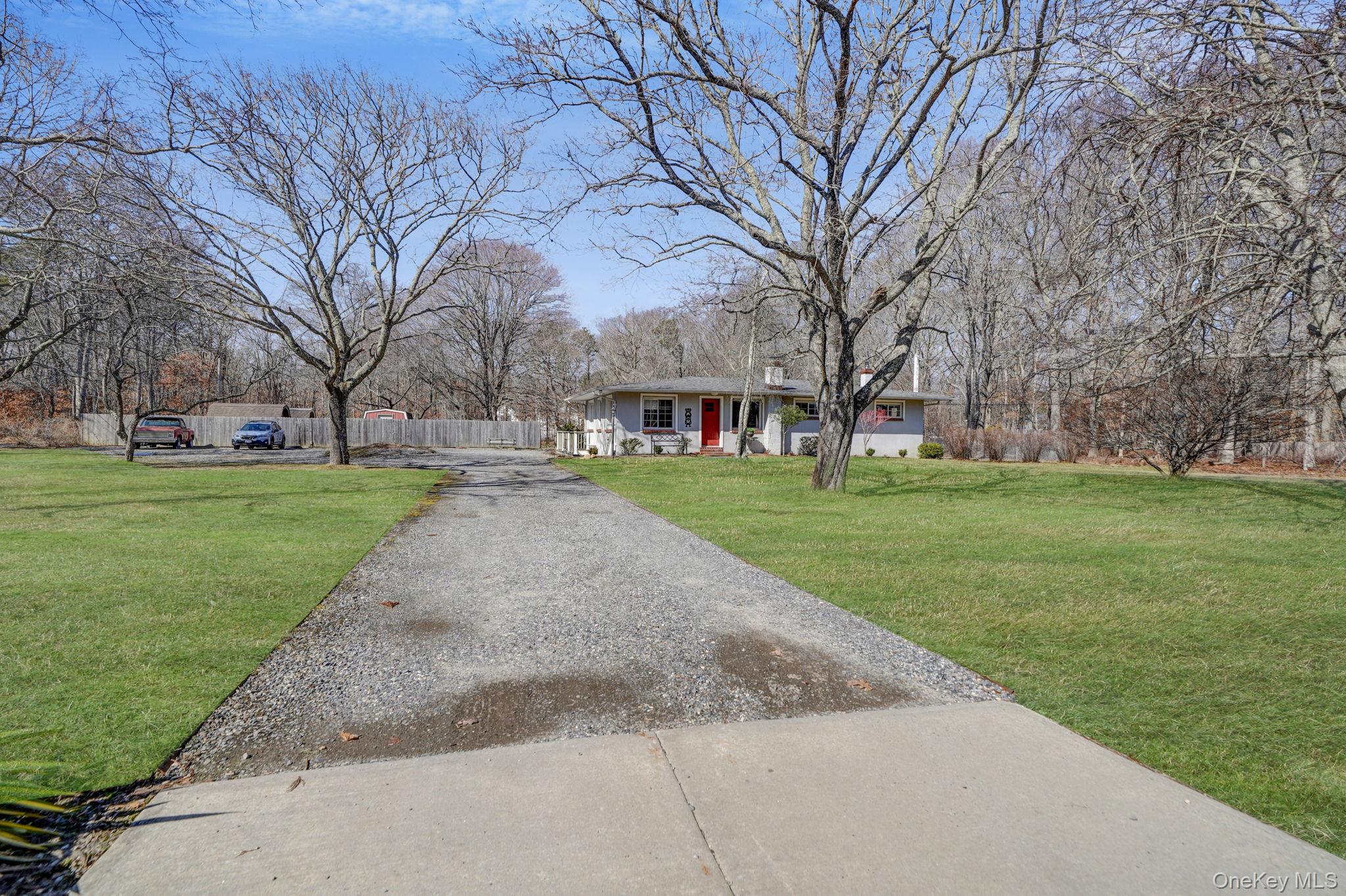 #4 photo, 146 Halsey Manor Road, Manorville , NY 11949