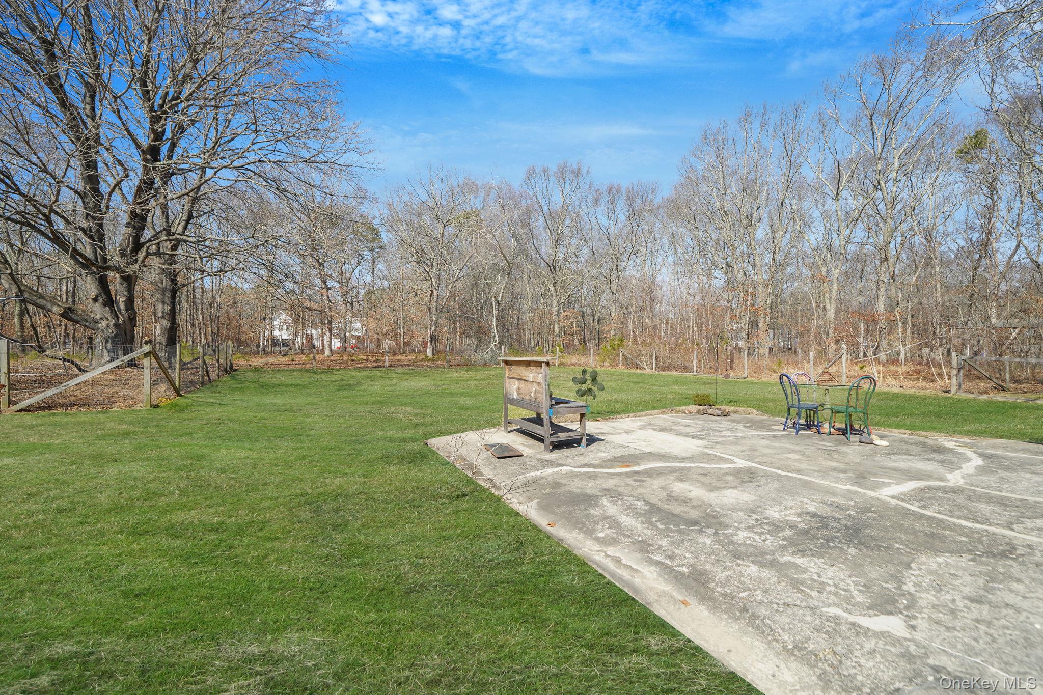 #7 photo, 146 Halsey Manor Road, Manorville , NY 11949