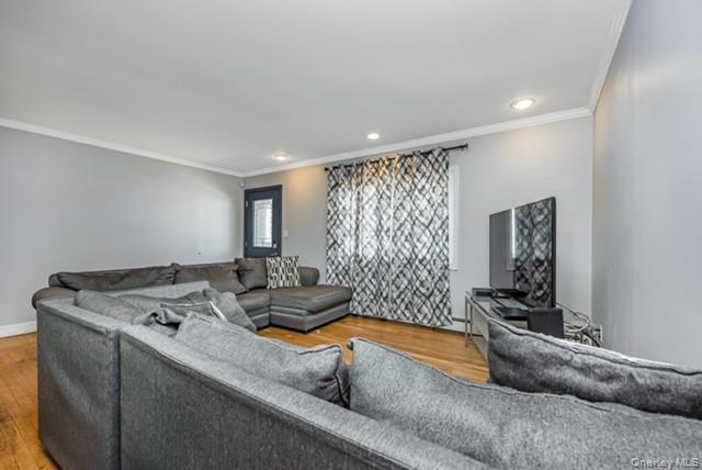 #5 photo, 260 New Hampshire Avenue, সাফোক কাউন্টি Bay Shore , NY 11706