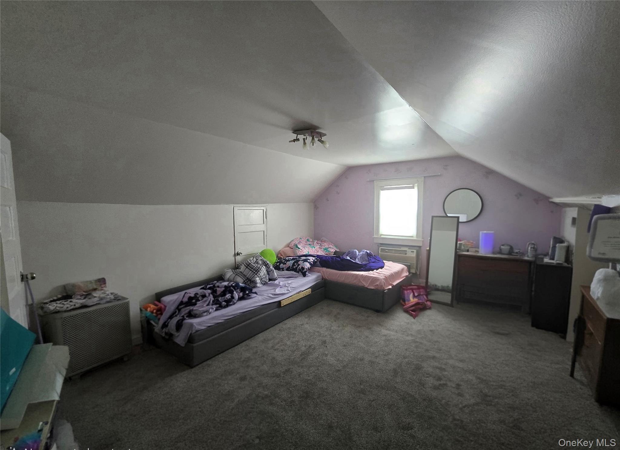 #8 photo, 14706 15th Drive, কুইন্‌স Whitestone , NY 11357