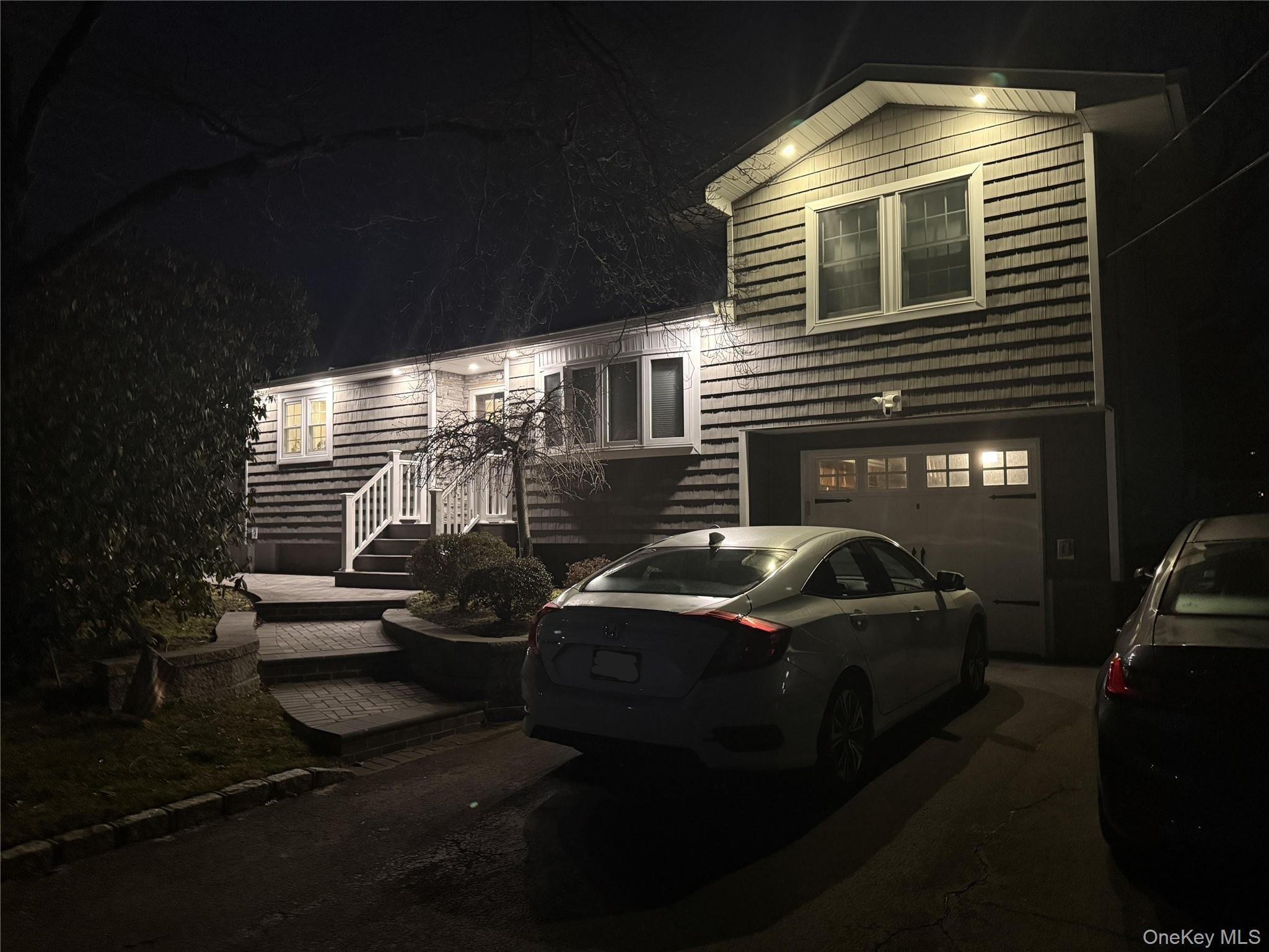 #2 photo, 11 Meehan Lane, সাফোক কাউন্টি Coram , NY 11727