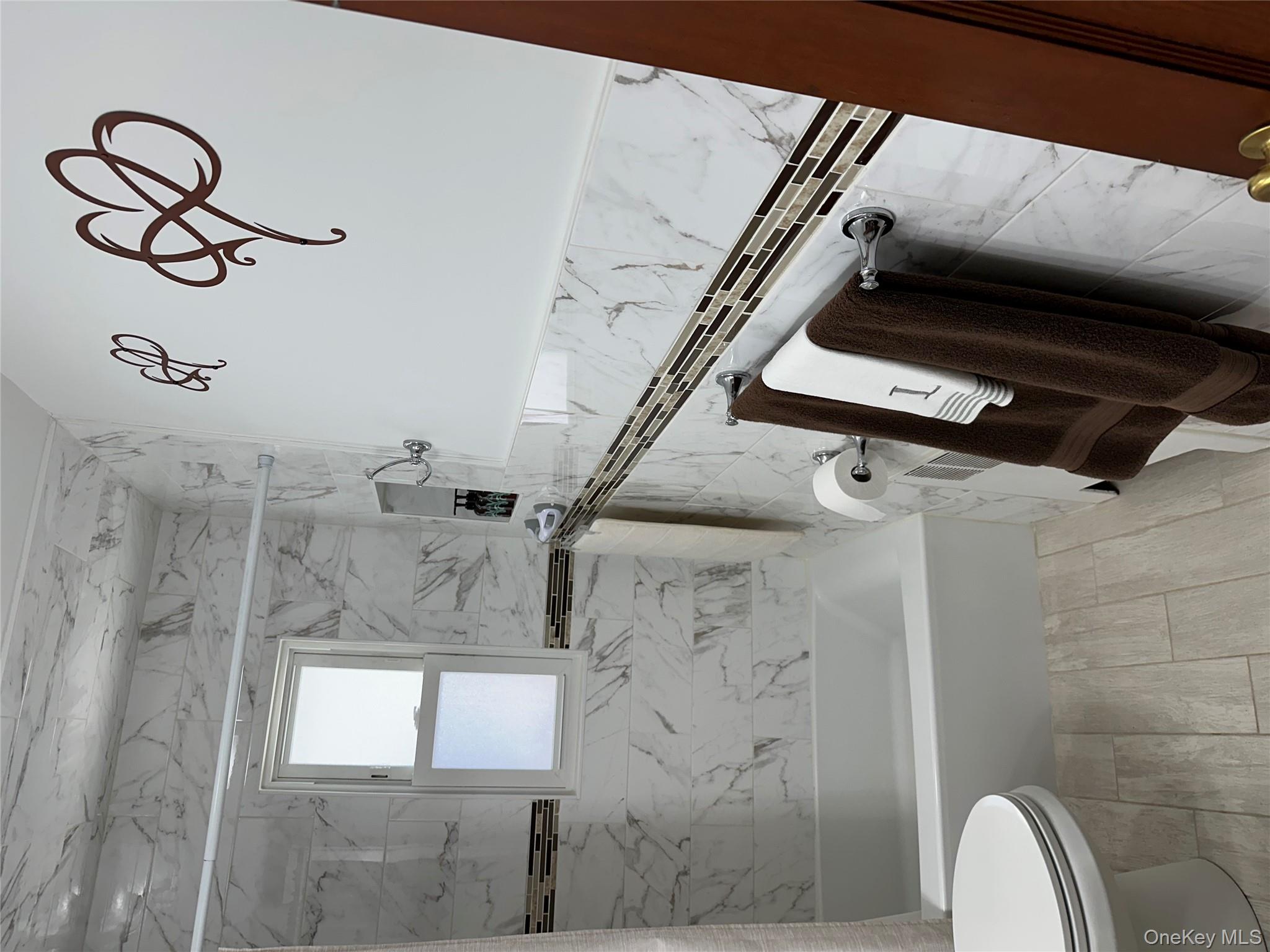 #15 photo, One Waverly Place, নাসাউ কাউন্টি Valley Stream , NY 11580