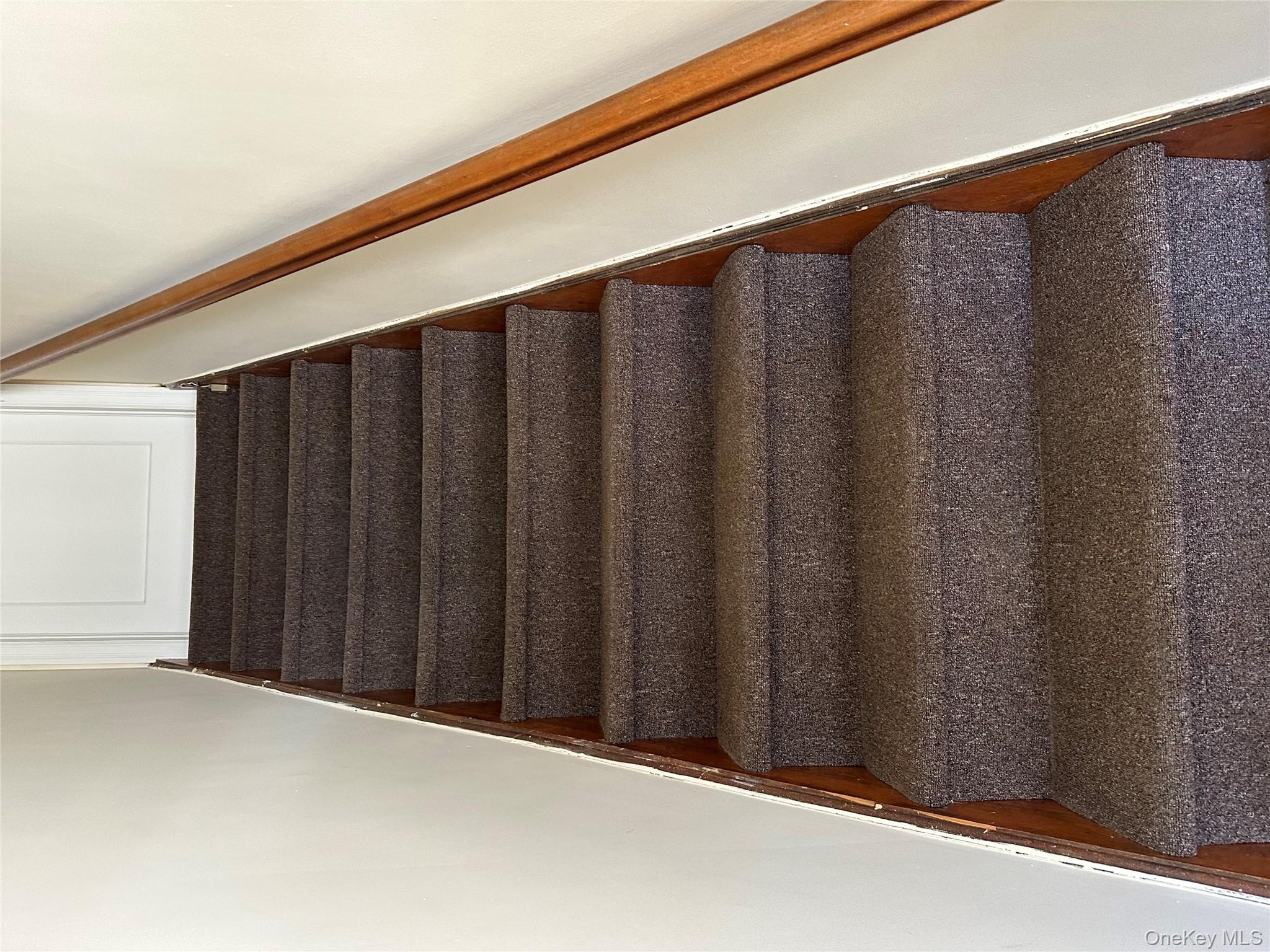 #16 photo, One Waverly Place, নাসাউ কাউন্টি Valley Stream , NY 11580