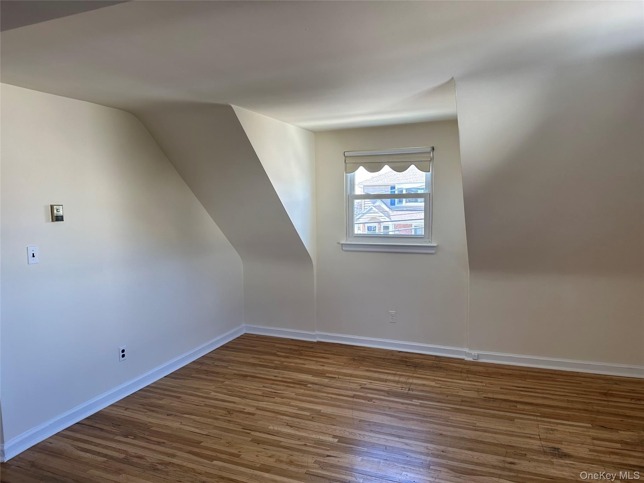 #19 photo, One Waverly Place, নাসাউ কাউন্টি Valley Stream , NY 11580