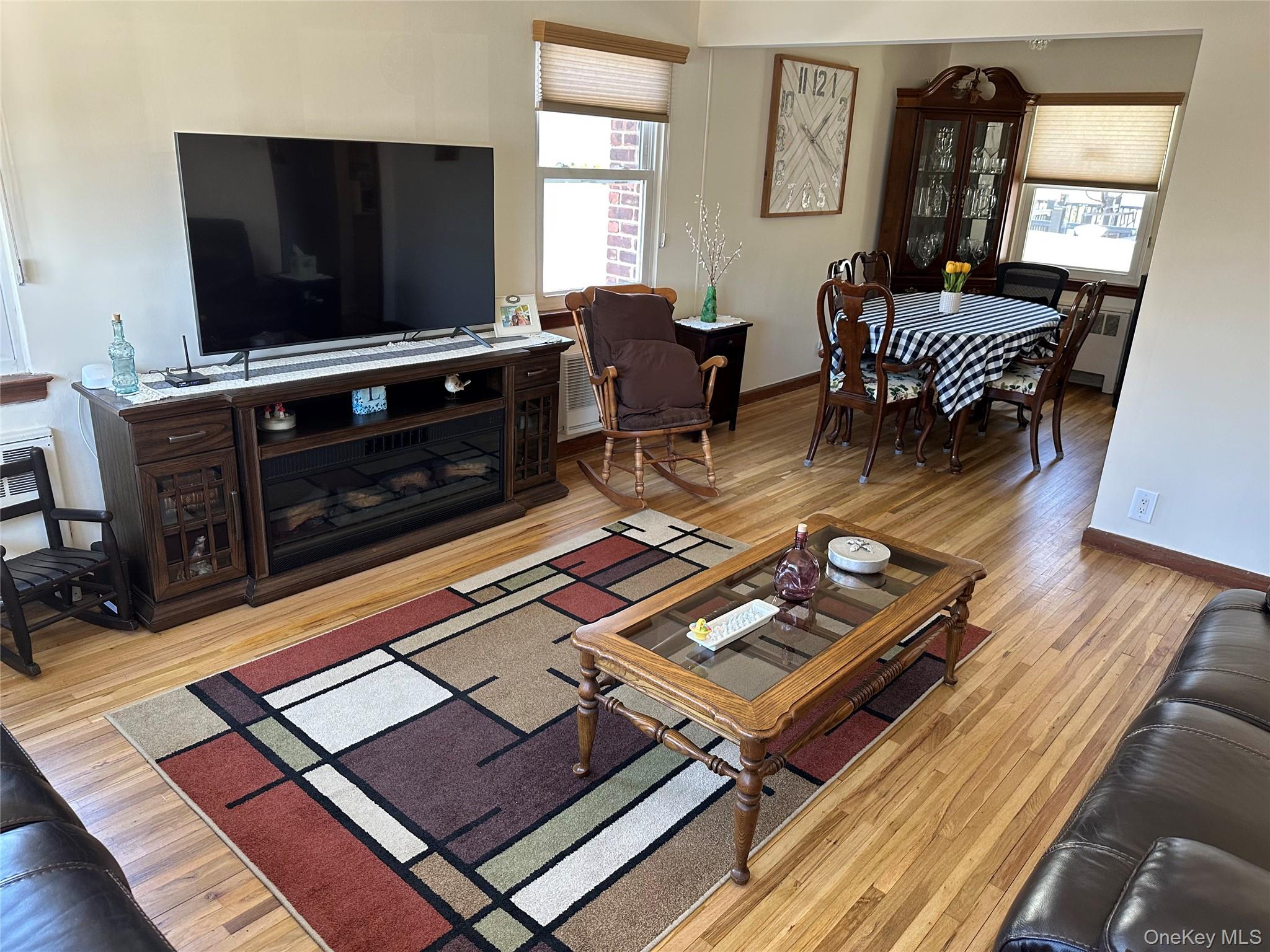 #5 photo, One Waverly Place, নাসাউ কাউন্টি Valley Stream , NY 11580