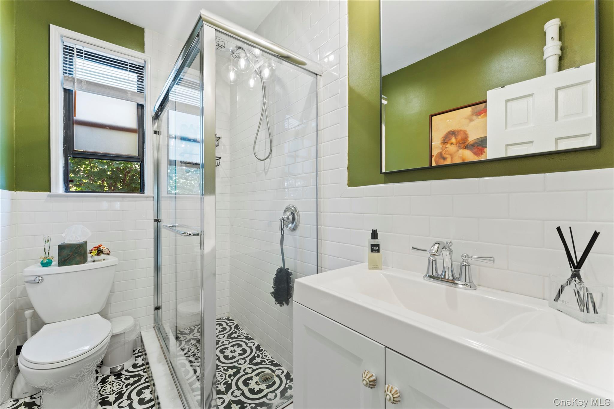 #14 photo, 40-01 Little Neck Parkway, কুইন্‌স Little Neck , NY 11363