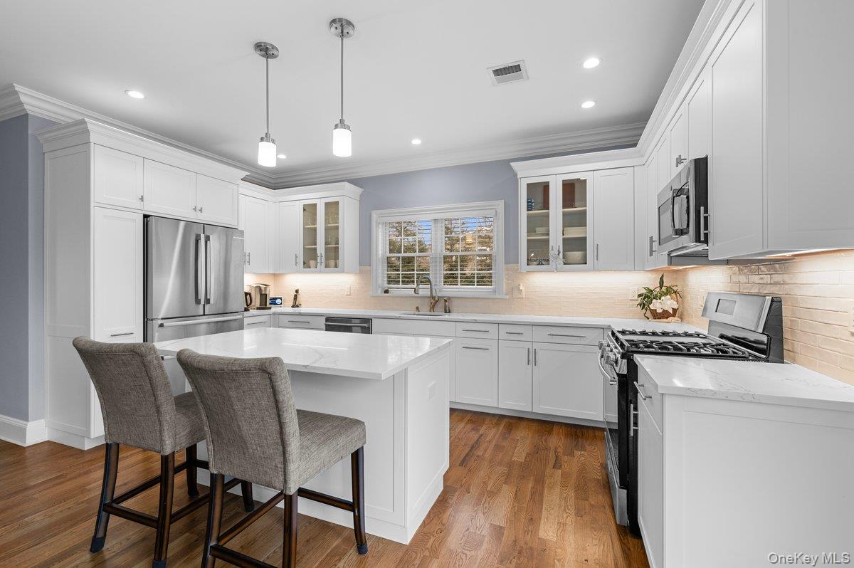 #13 photo, 66 Arch Drive, Holbrook , NY 11741