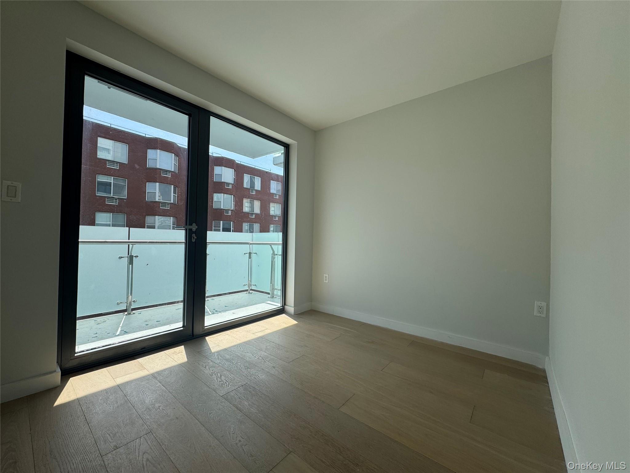 #1 photo, 13680 41 Avenue, কুইন্‌স Flushing , NY 11355