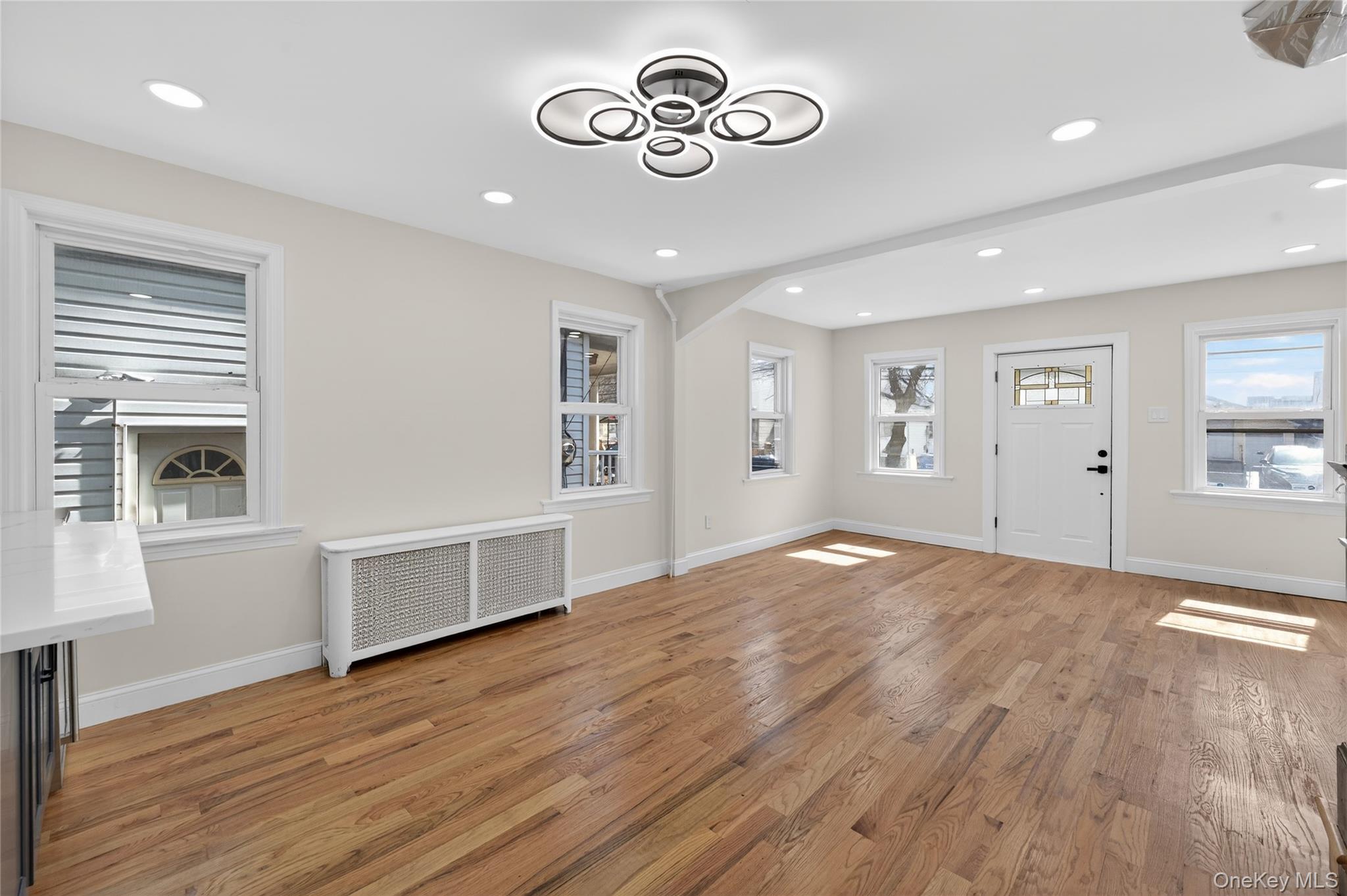 #13 photo, 172-09 140th Avenue, কুইন্‌স Jamaica , NY 11434