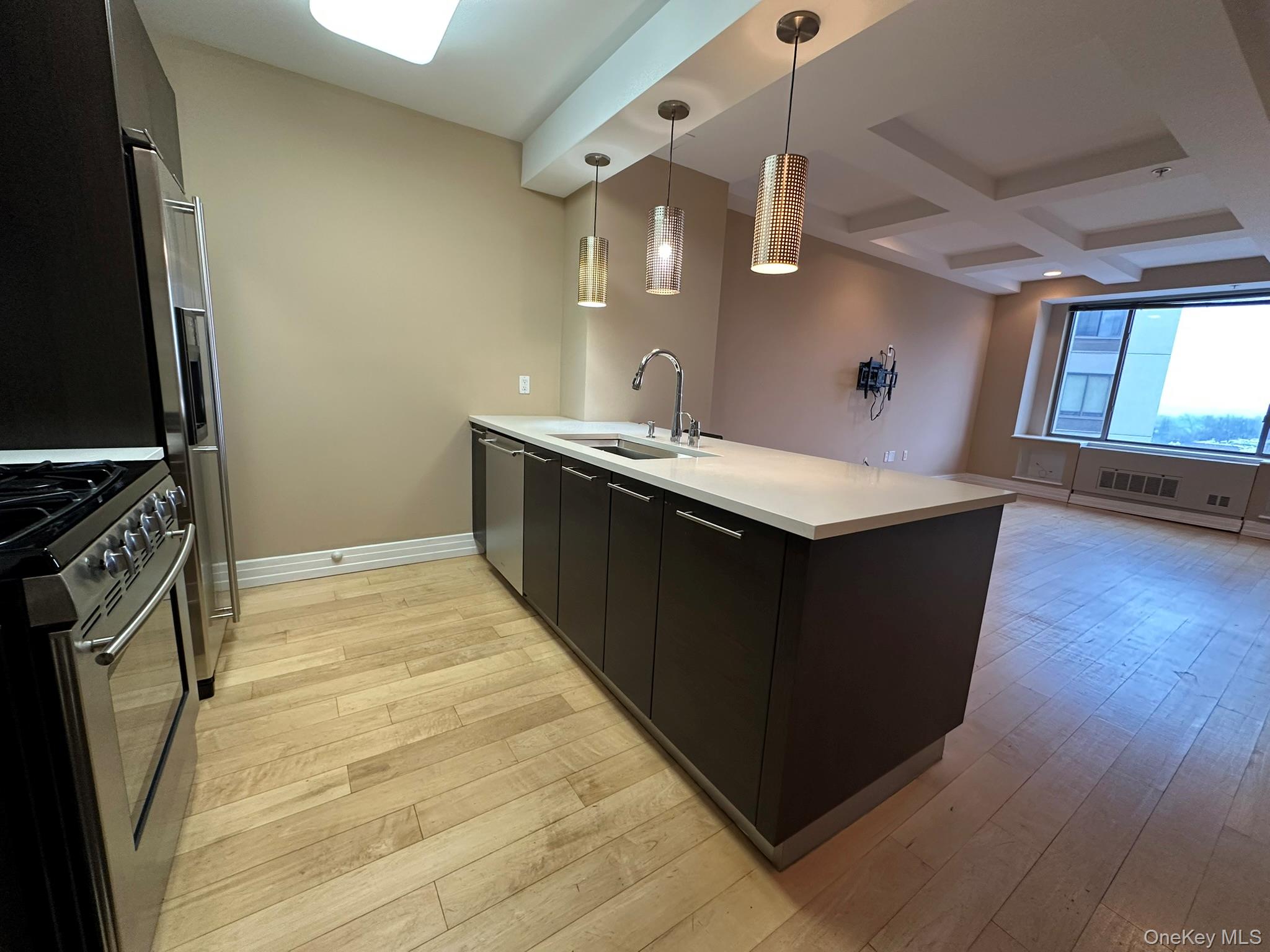 #18 photo, 64-05 Yellowstone Boulevard, কুইন্‌স Forest Hills , NY 11375