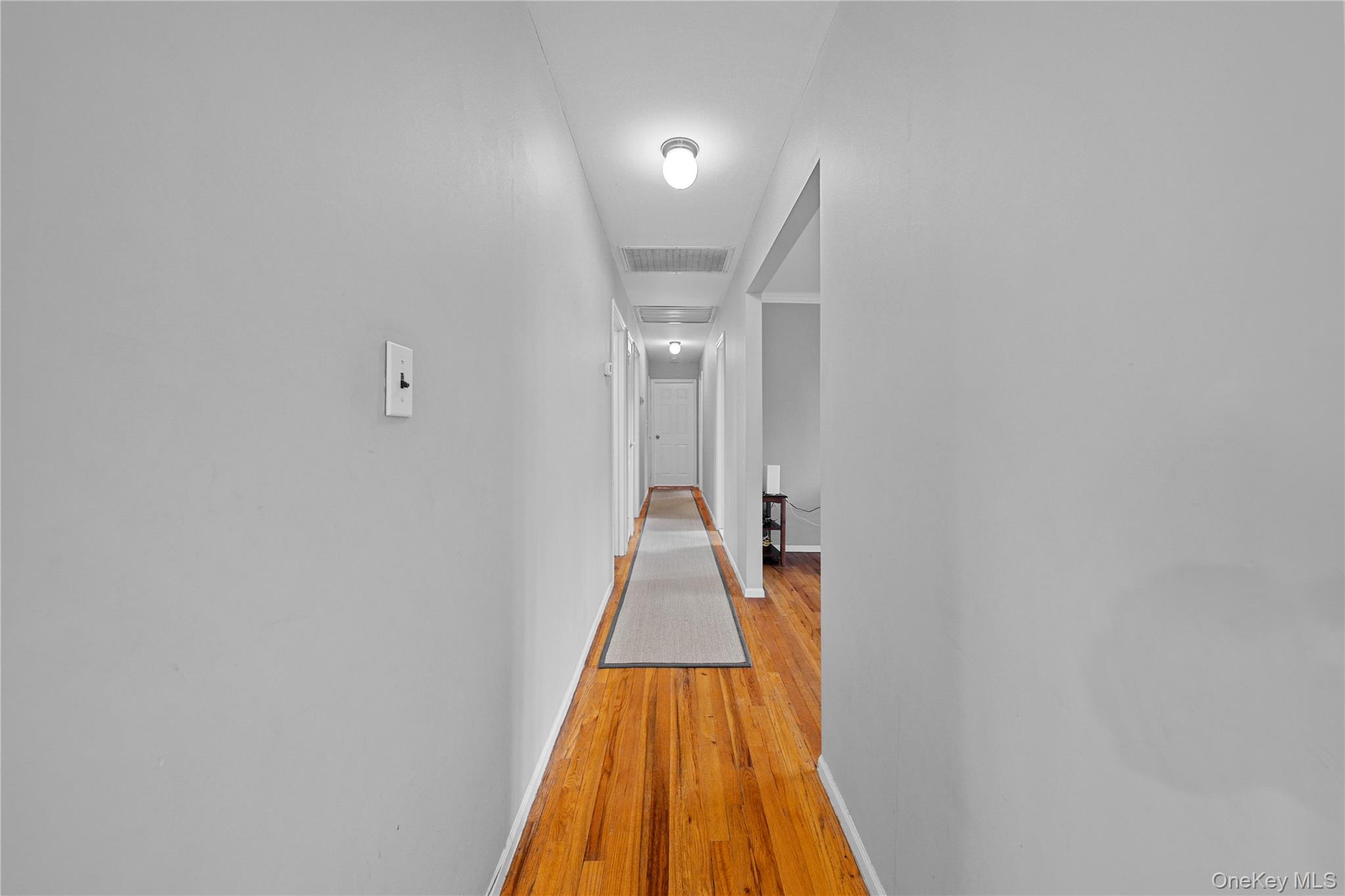 #11 photo, 7 Fox Road, সাফোক কাউন্টি East Setauket , NY 11733