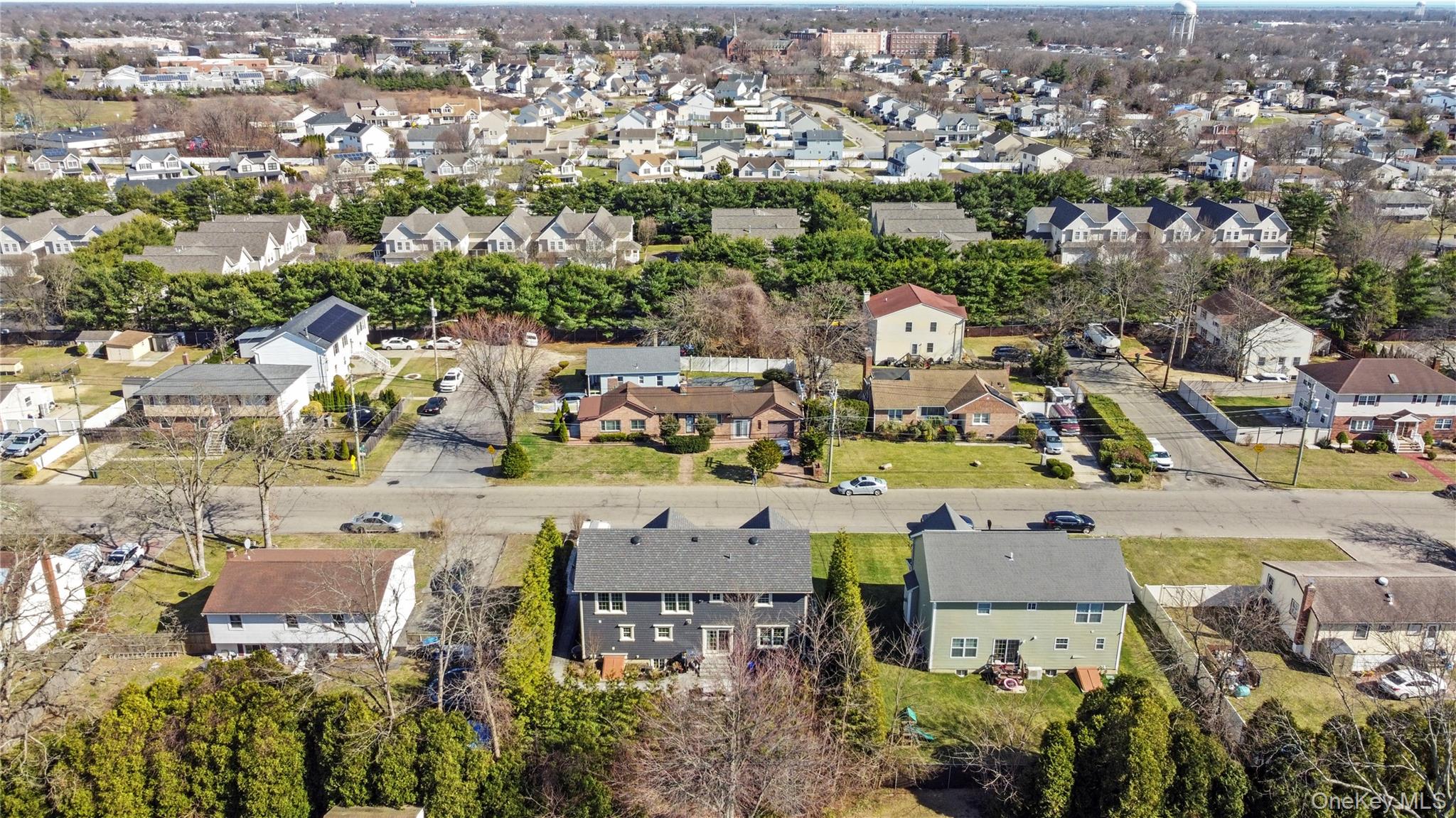 #10 photo, 123 Columbus Boulevard, Amityville , NY 11701