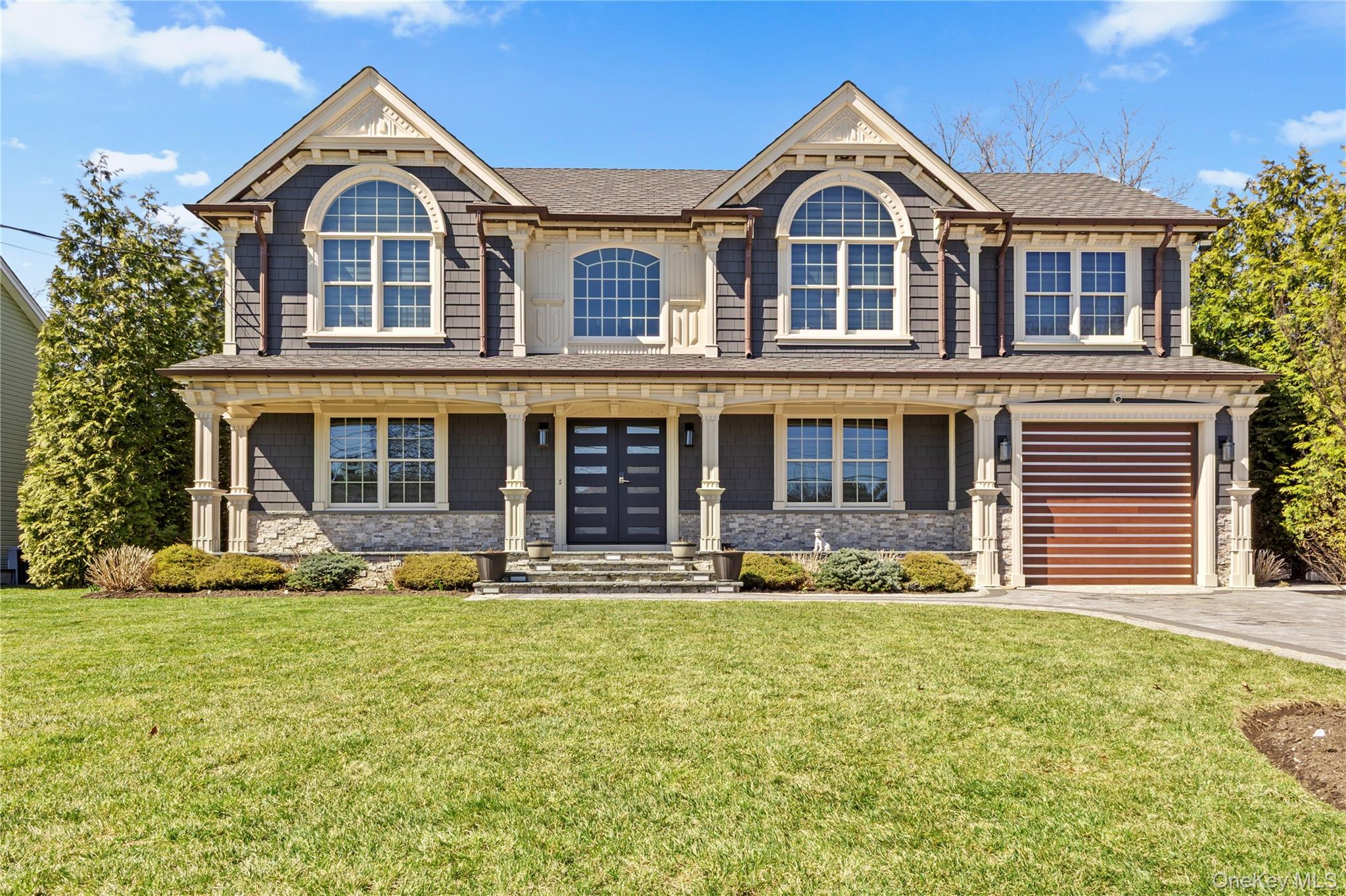 #2 photo, 123 Columbus Boulevard, Amityville , NY 11701