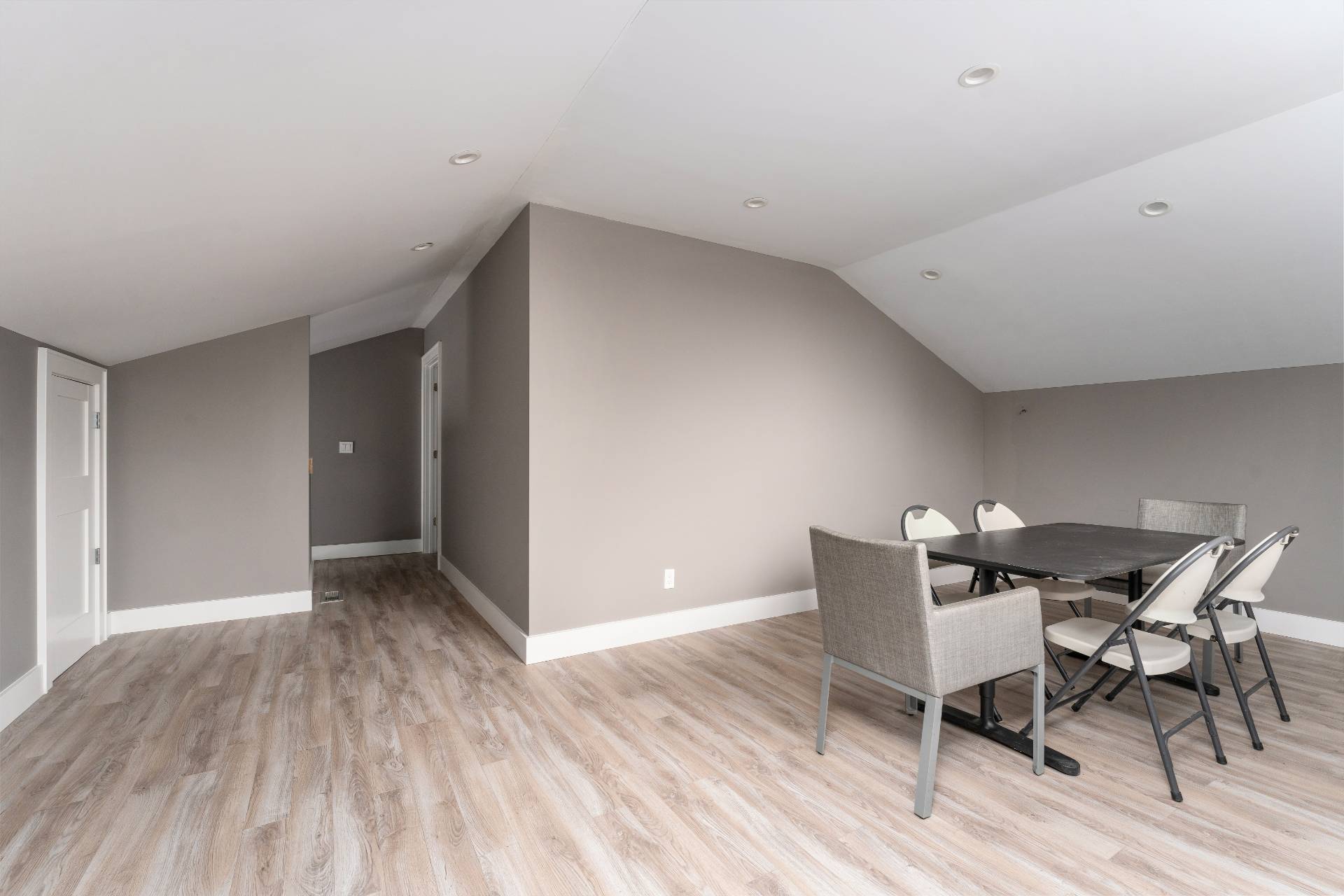 #5 photo, 1161 West Main Street, সাফোক কাউন্টি Riverhead , NY 11901