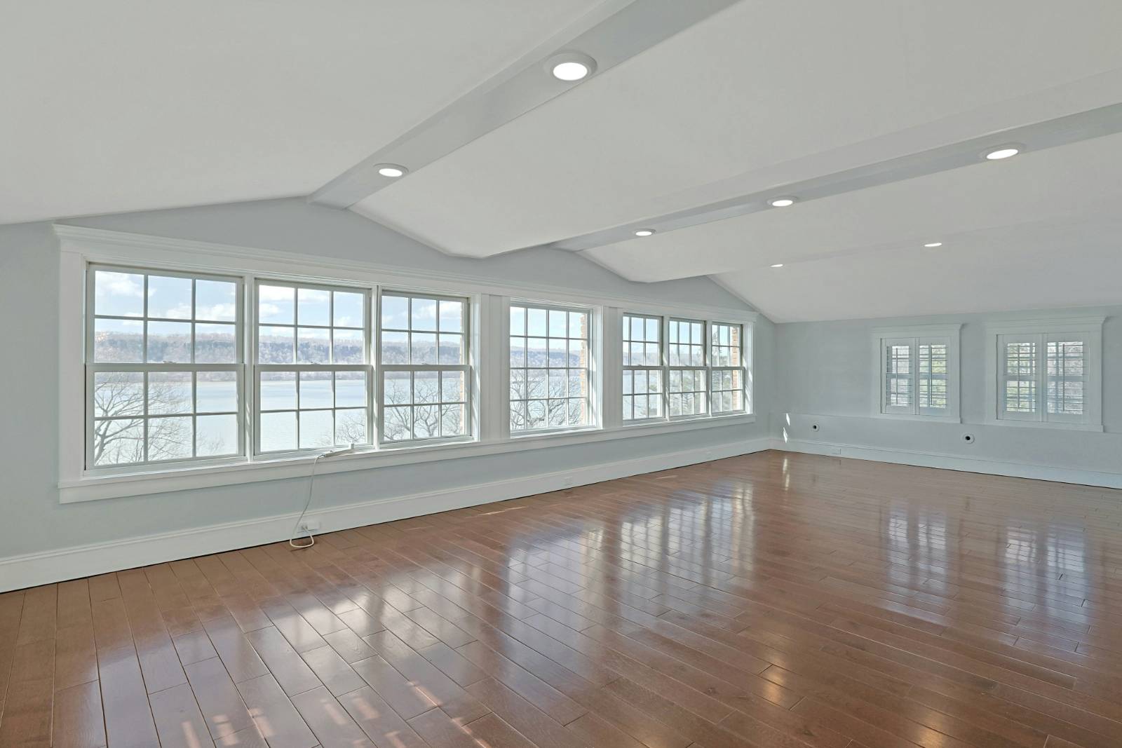 #20 photo, 3061 Scenic Place, ব্রঙ্কস Spuyten Duyvil , NY 10463