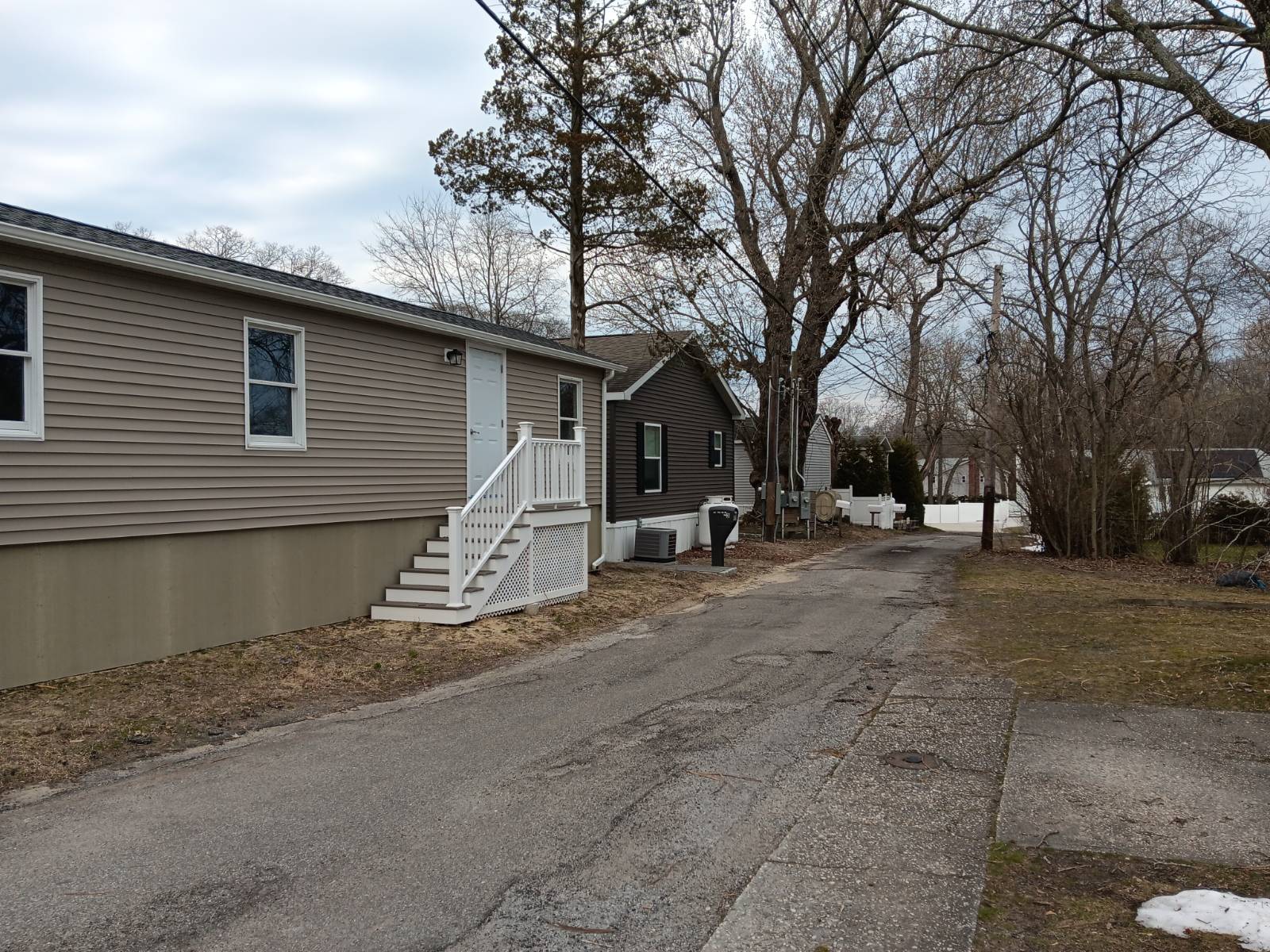 #2 photo, 725 East Ave Ext, সাফোক কাউন্টি Riverhead , NY 11901