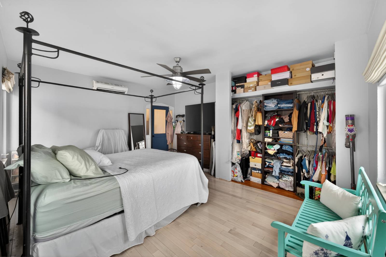 #24 photo, 2033 Hering Avenue, ব্রঙ্কস Morris Park , NY 10461