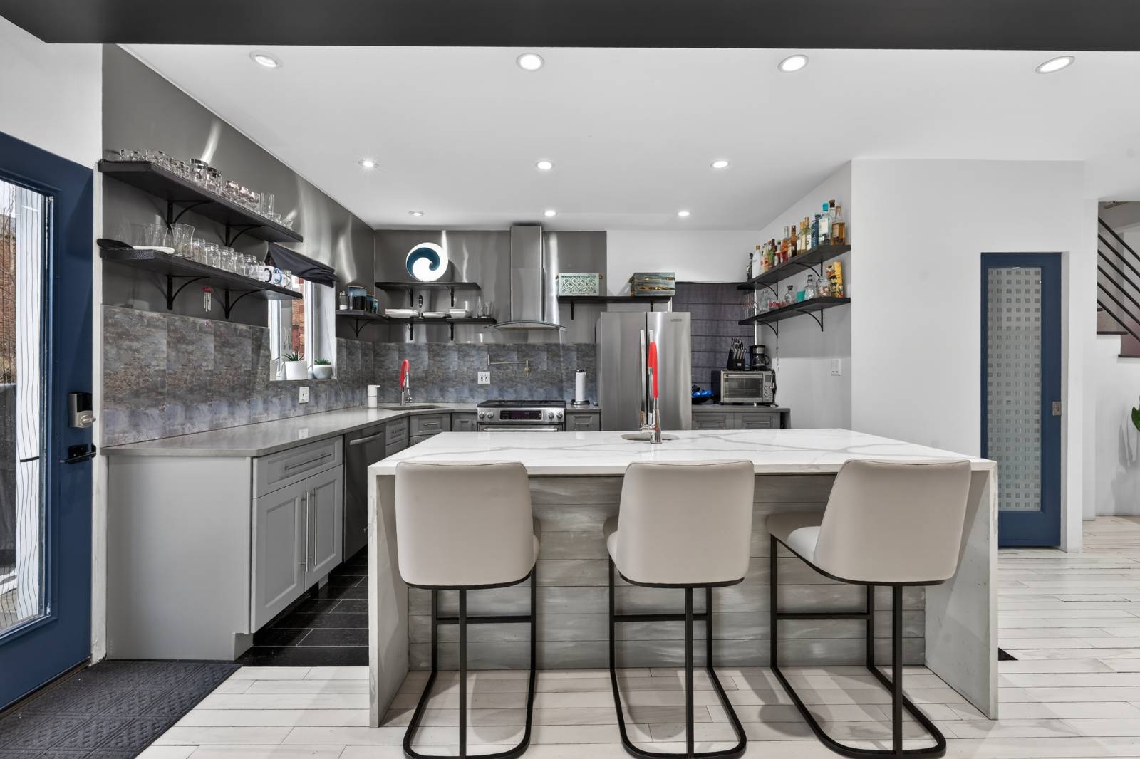 #3 photo, 2033 Hering Avenue, ব্রঙ্কস Morris Park , NY 10461