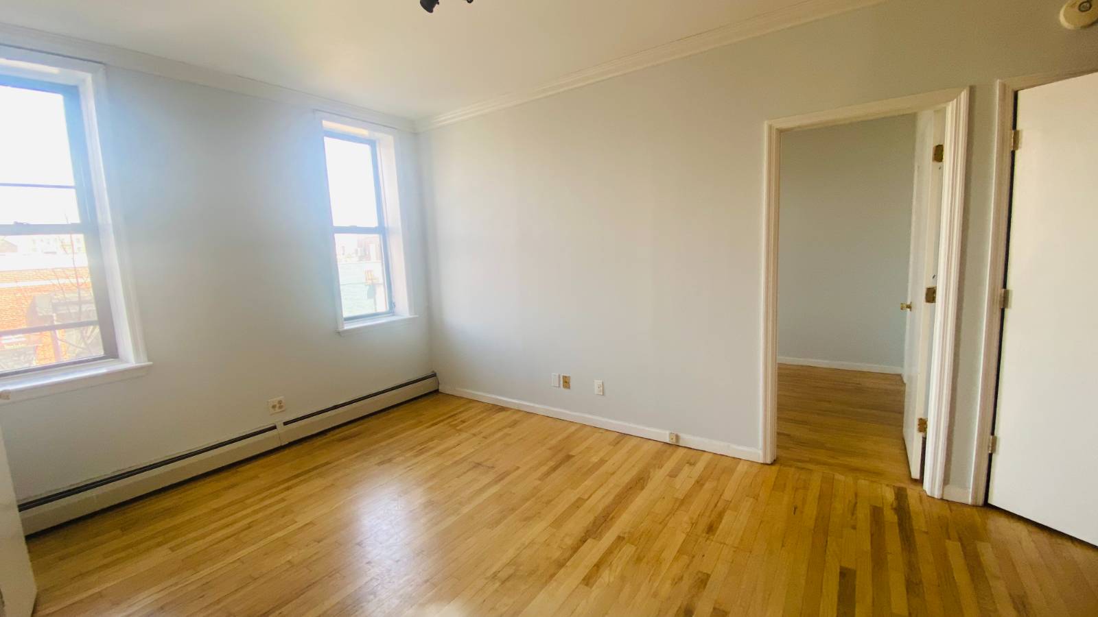 #3 photo, 36th Ave & Steinway, কুইন্‌স Astoria , NY 11101