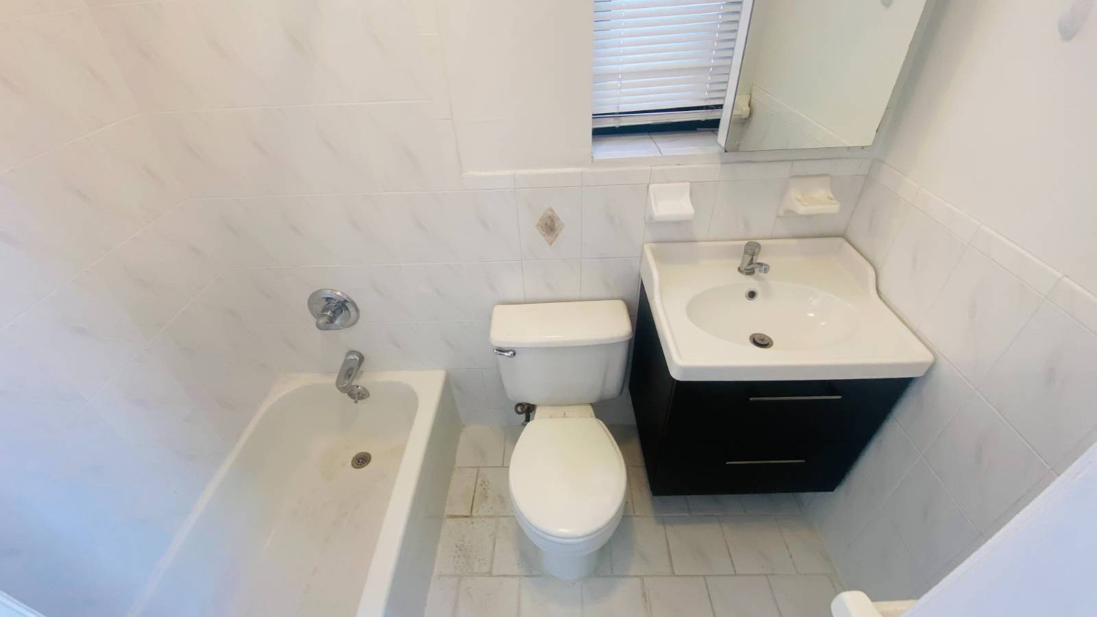 #8 photo, 36th Ave & Steinway, কুইন্‌স Astoria , NY 11101