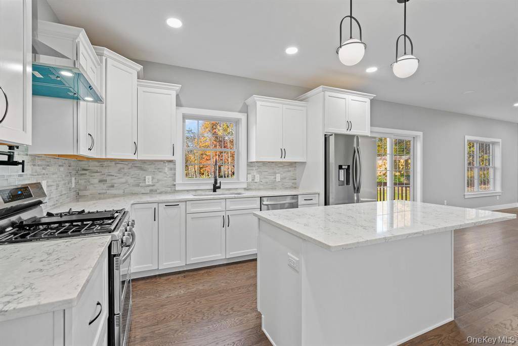 #2 photo, 59 Paddock Drive, Pine Bush , NY 12566