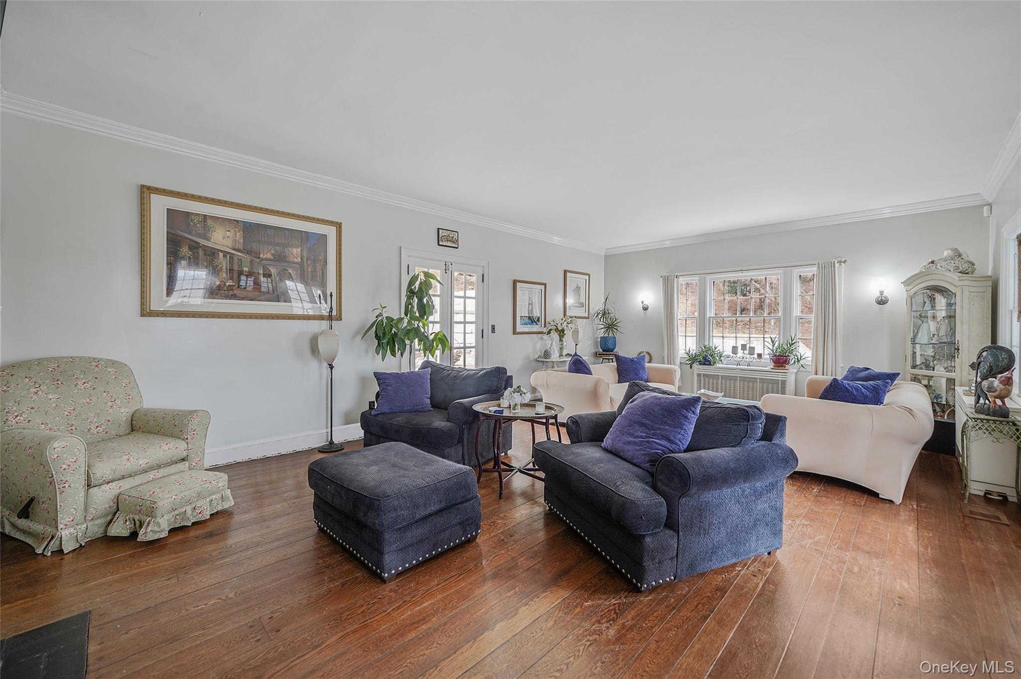 #11 photo, 195 Cedar Swamp Road, Glen Head , NY 11545