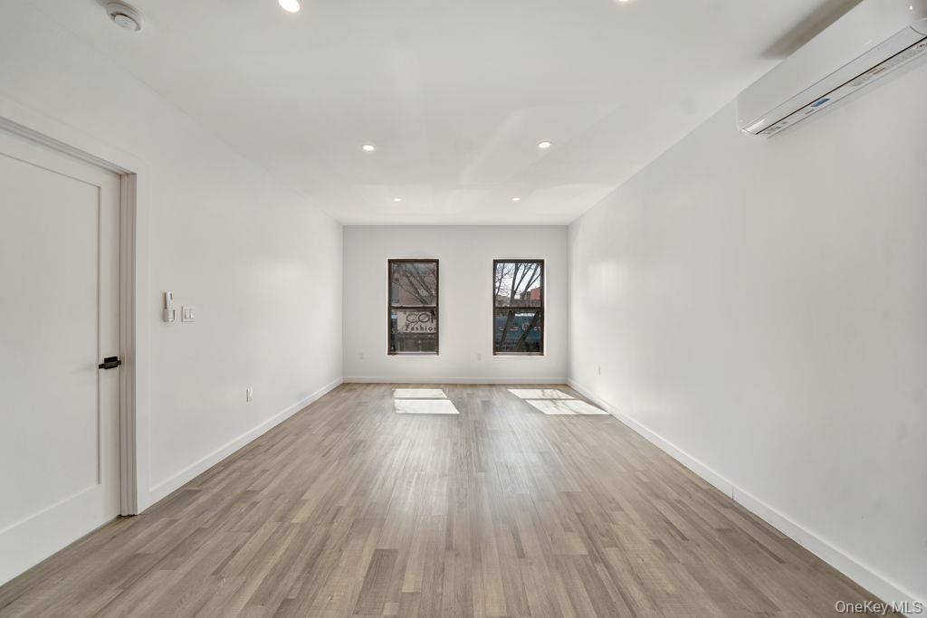 #2 photo, 1707 Pitkin Avenue, ব্রুকলিন Brooklyn , NY 11212