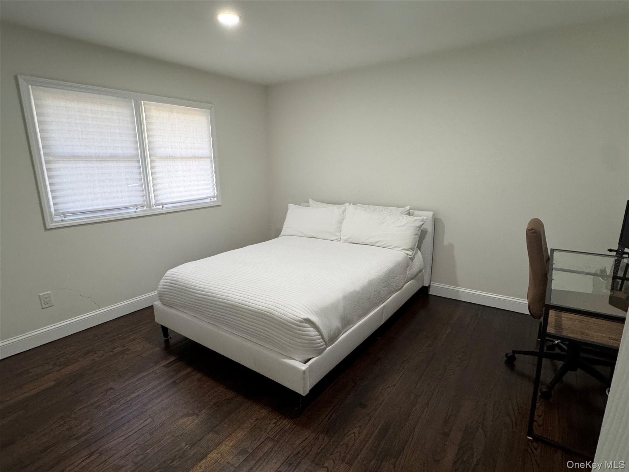 #14 photo, 43 W Shore Road, সাফোক কাউন্টি Oakdale , NY 11769