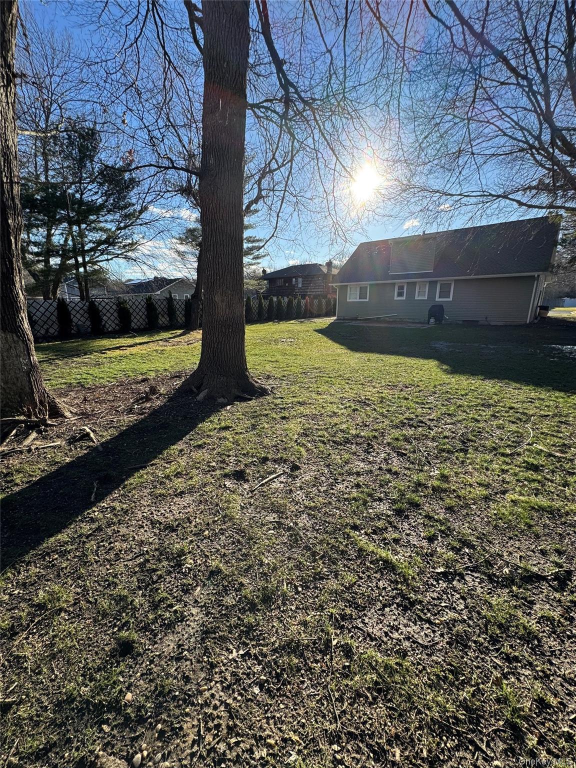 #16 photo, 43 W Shore Road, সাফোক কাউন্টি Oakdale , NY 11769