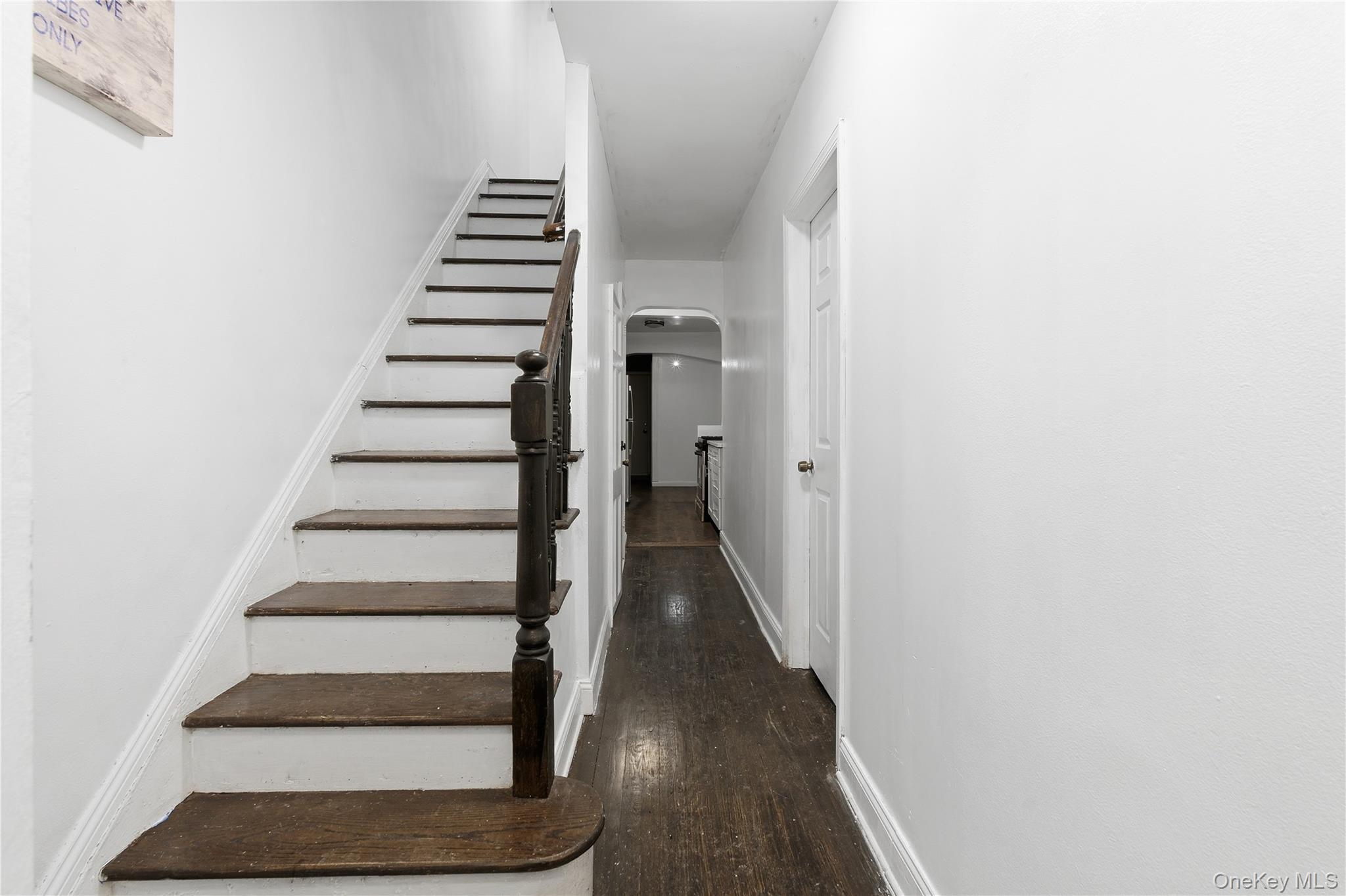 #2 photo, 1042 E 233rd Street, ব্রঙ্কস Bronx , NY 10466