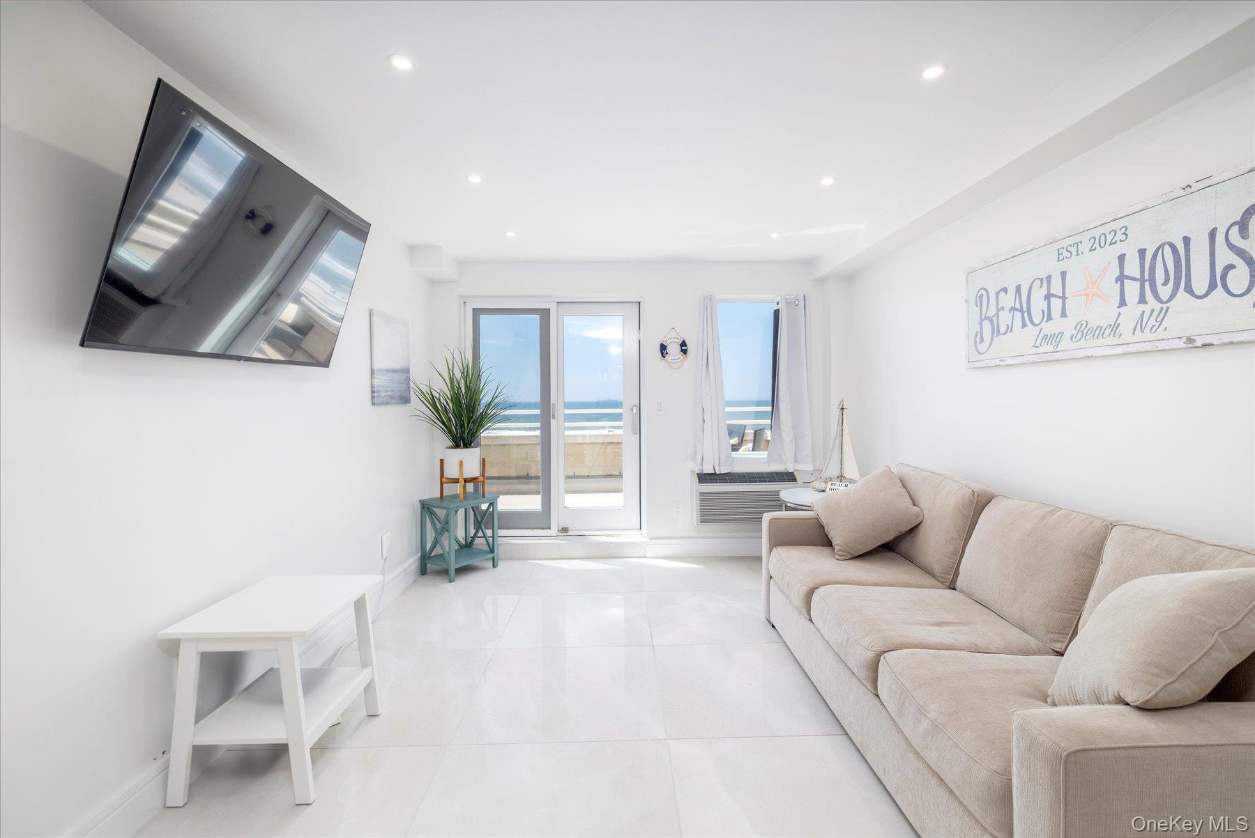 #1 photo, 450 W Broadway, Long Beach , NY 11561