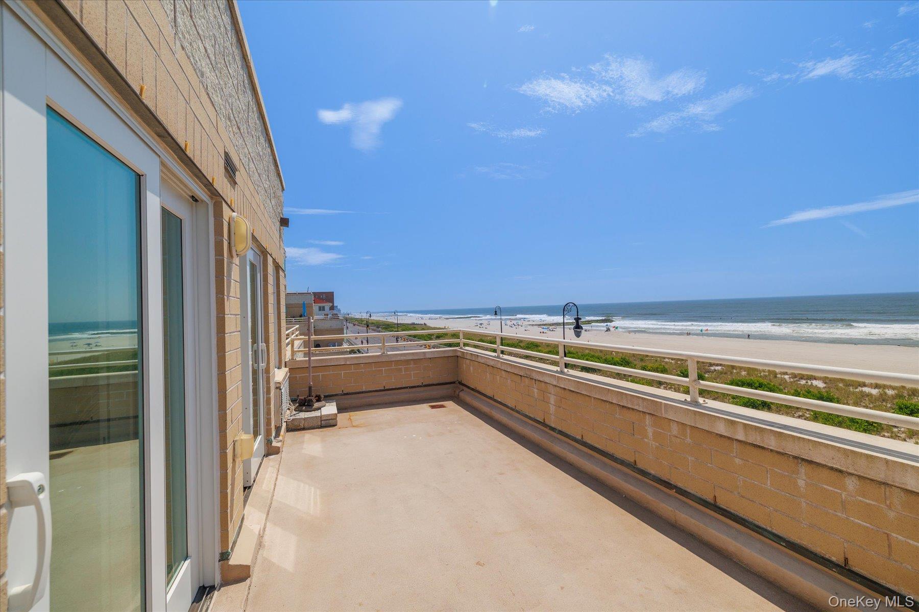 #6 photo, 450 W Broadway, Long Beach , NY 11561