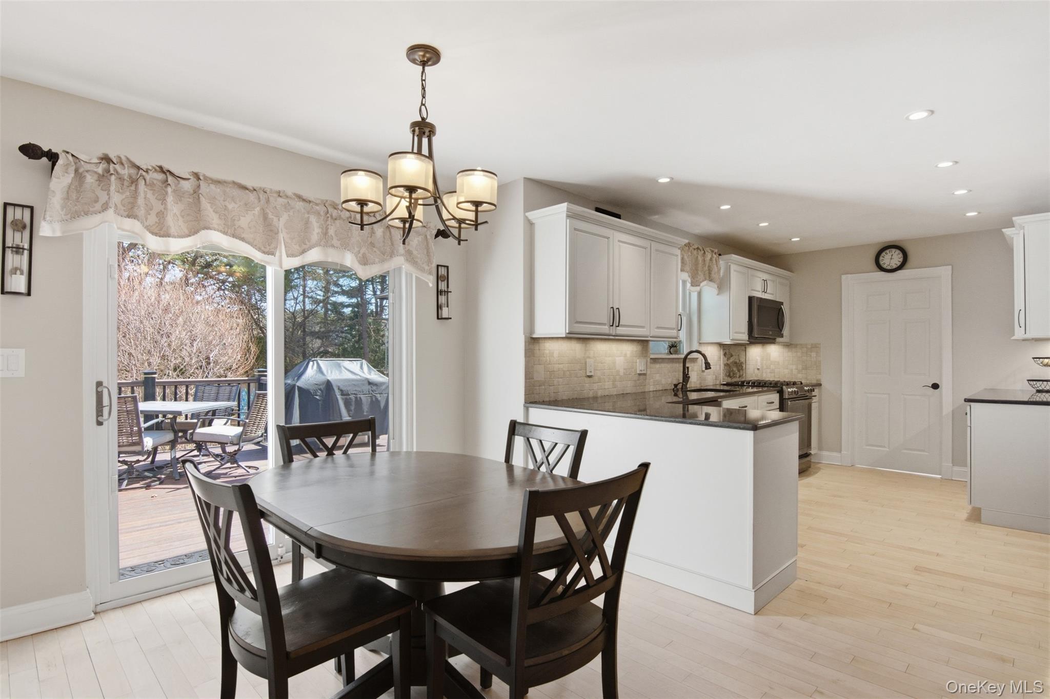 #9 photo, 187 Natures Lane, সাফোক কাউন্টি Miller Place , NY 11764