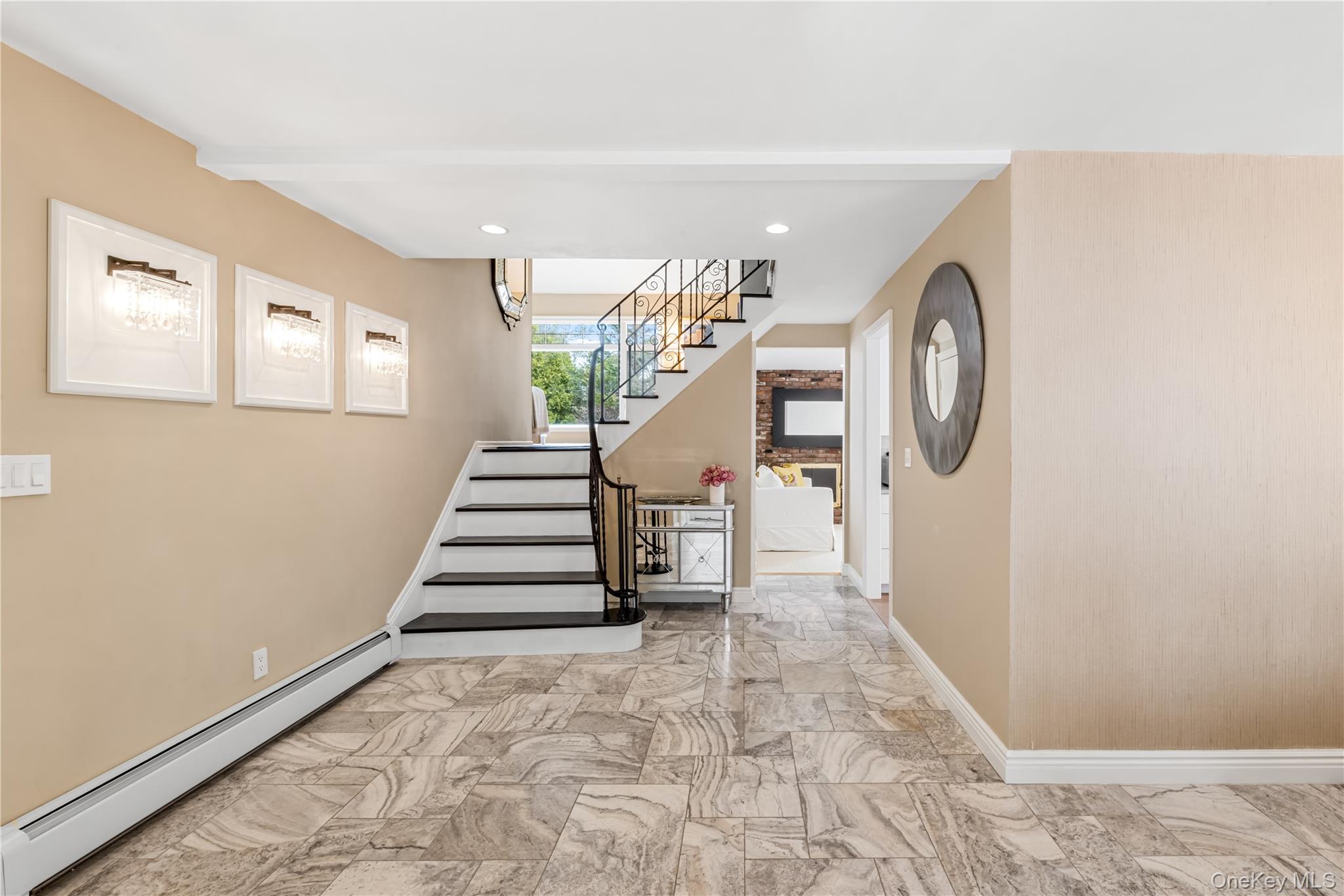 #14 photo, 22 Delaware Avenue, নাসাউ কাউন্টি Jericho , NY 11753