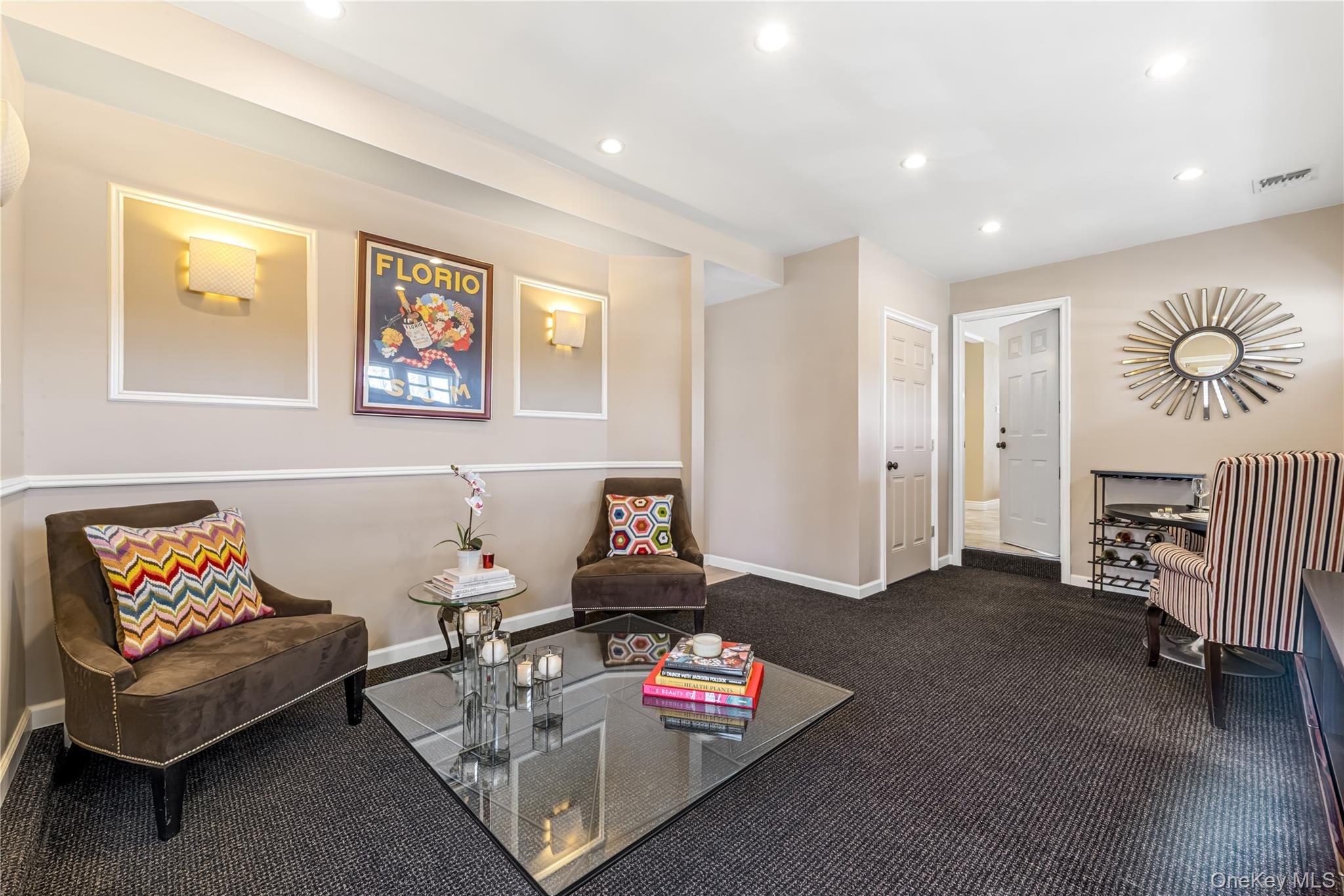 #16 photo, 22 Delaware Avenue, নাসাউ কাউন্টি Jericho , NY 11753