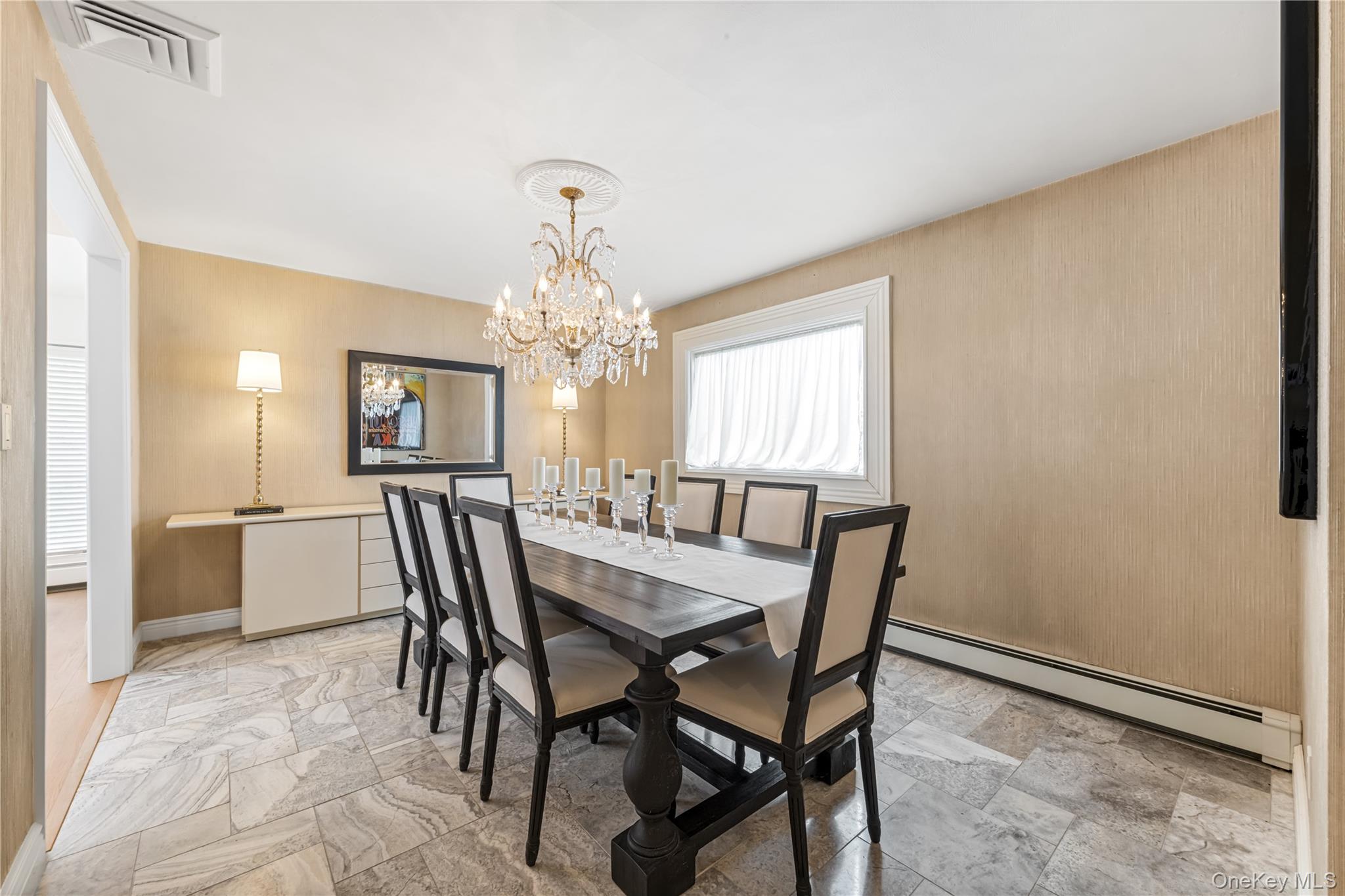 #8 photo, 22 Delaware Avenue, নাসাউ কাউন্টি Jericho , NY 11753