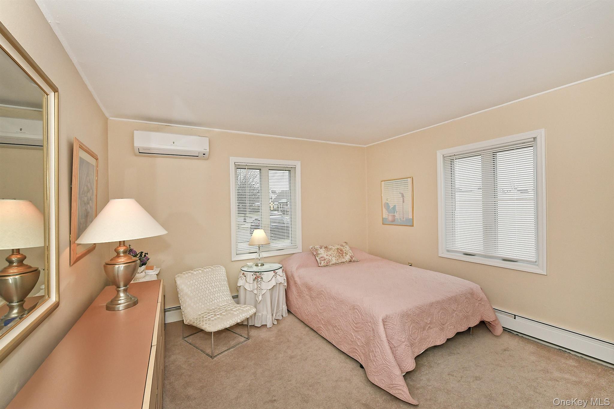 #14 photo, 38 Moss Lane, নাসাউ কাউন্টি Levittown , NY 11756