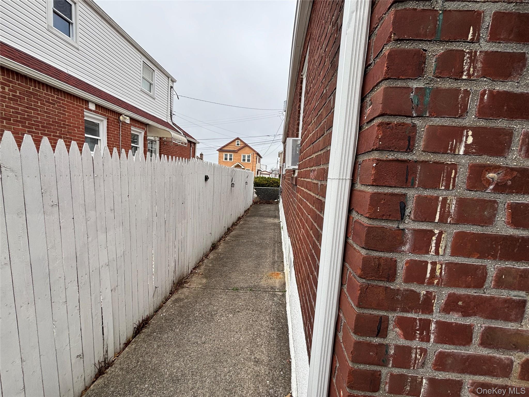 #9 photo, 7 Catherine Court, নাসাউ কাউন্টি Elmont , NY 11003